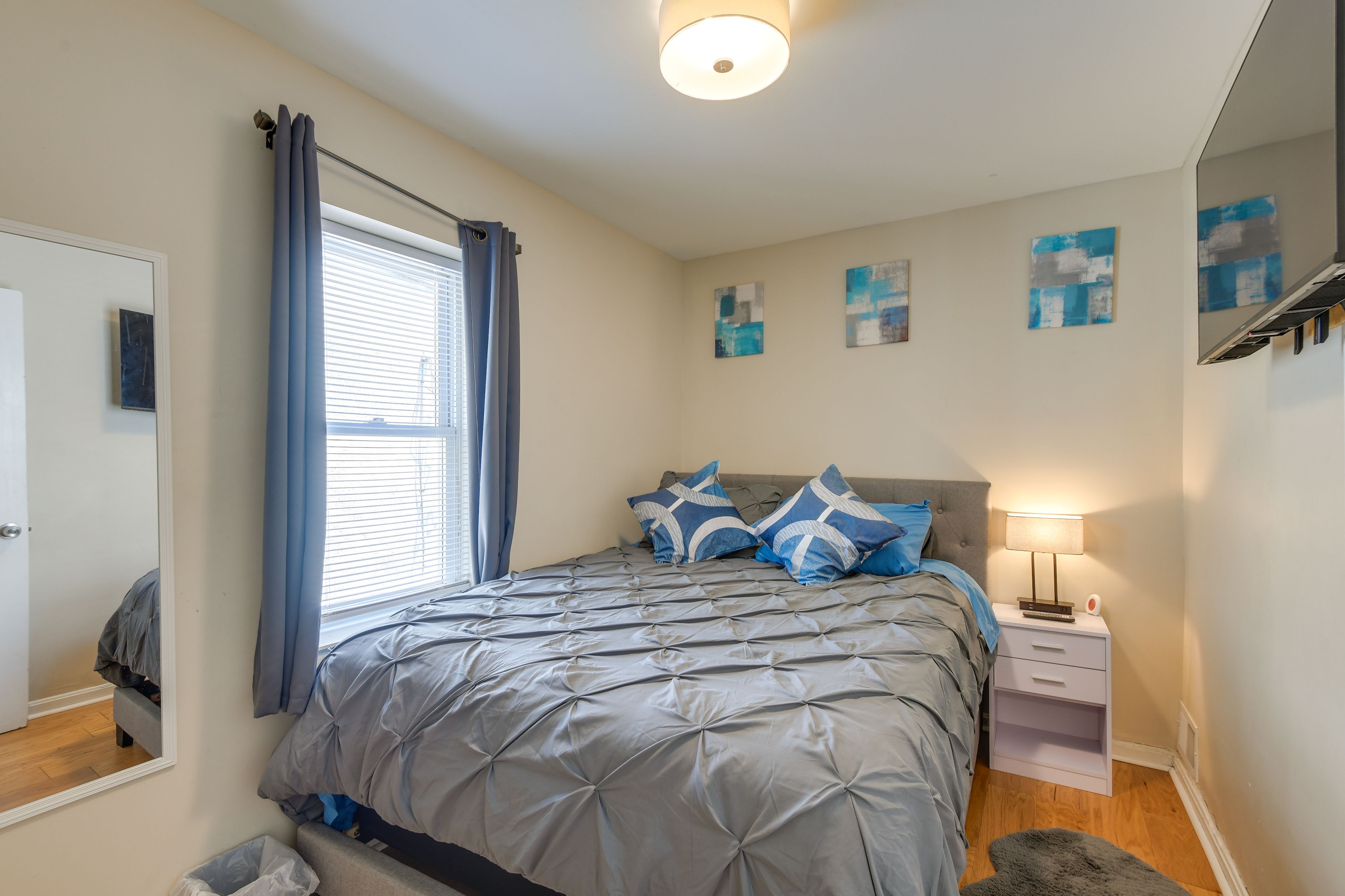 Bedroom 2 | Queen Bed | Stairs Required