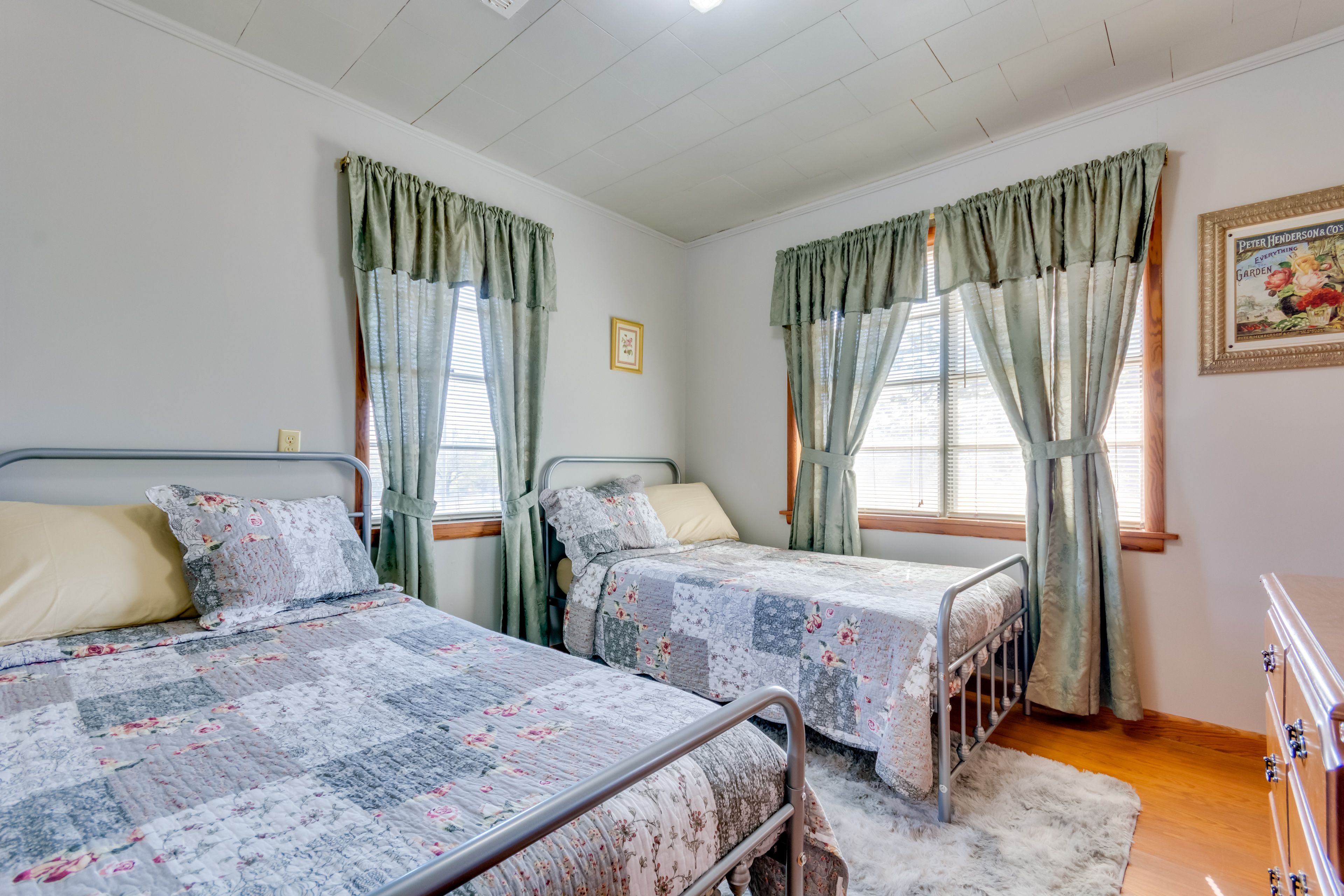 Bedroom 3 | 2 Twin Beds