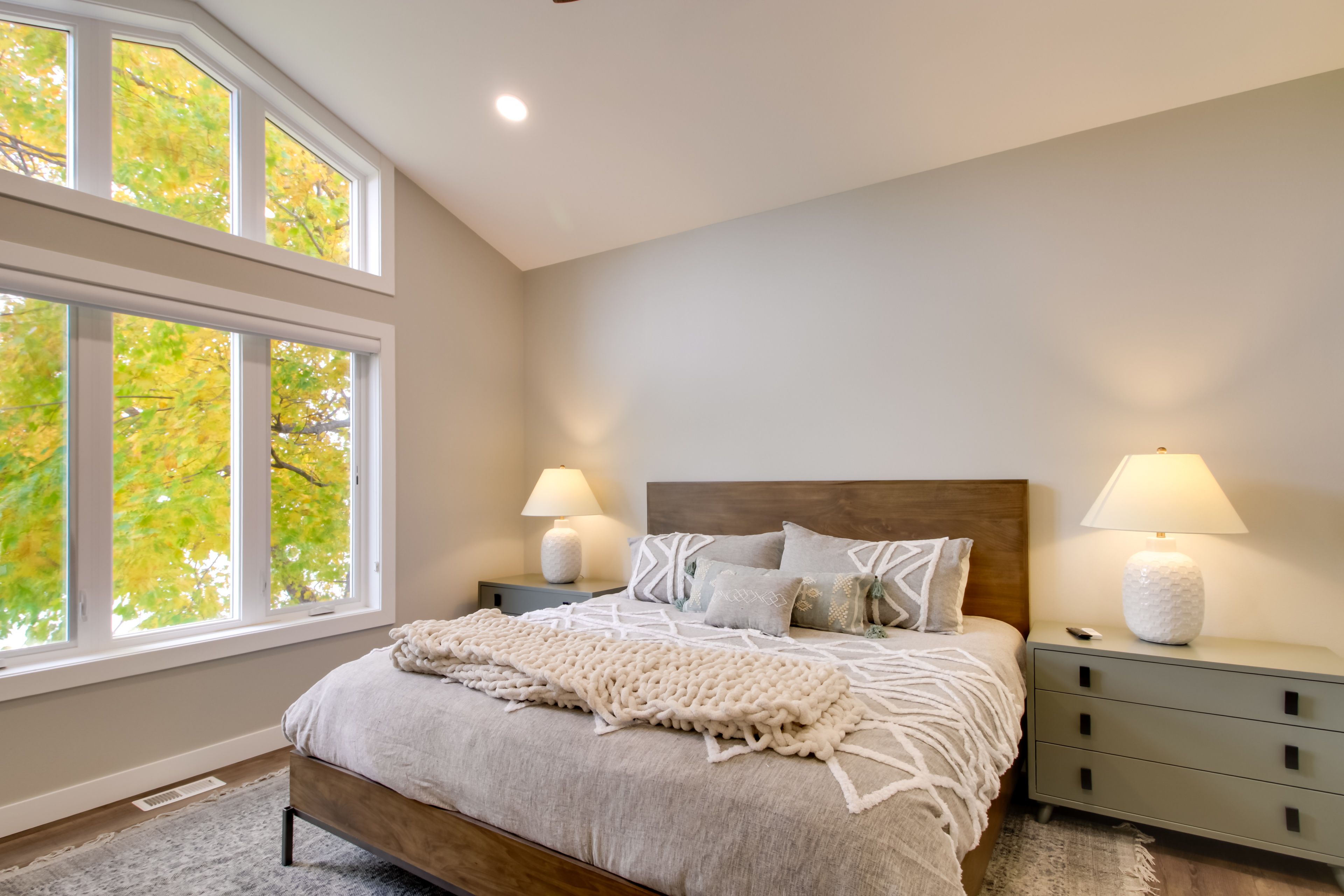 Bedroom 1 | Main Level | King Bed | Linens Provided | Smart TV