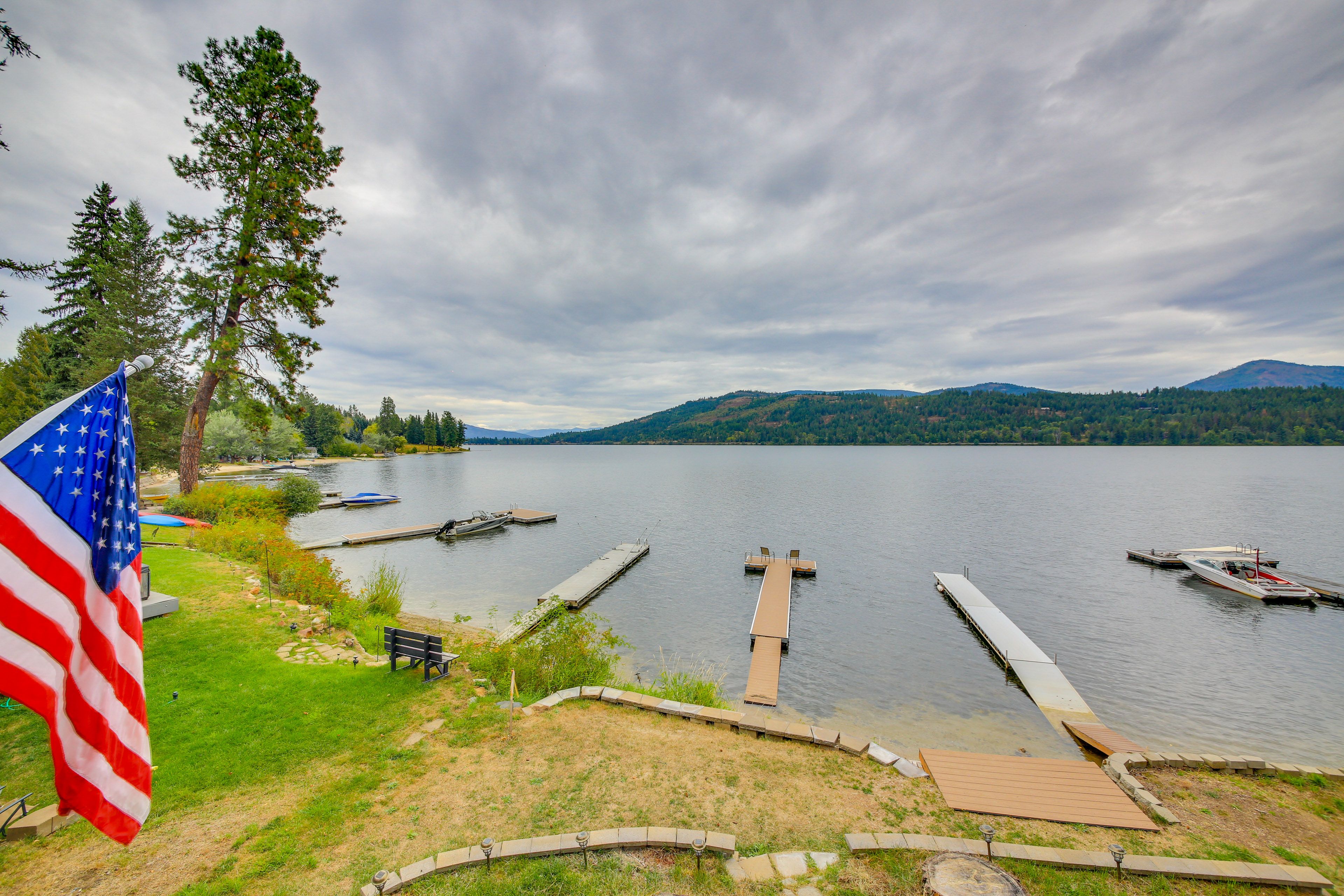 Lake & Mountain Views