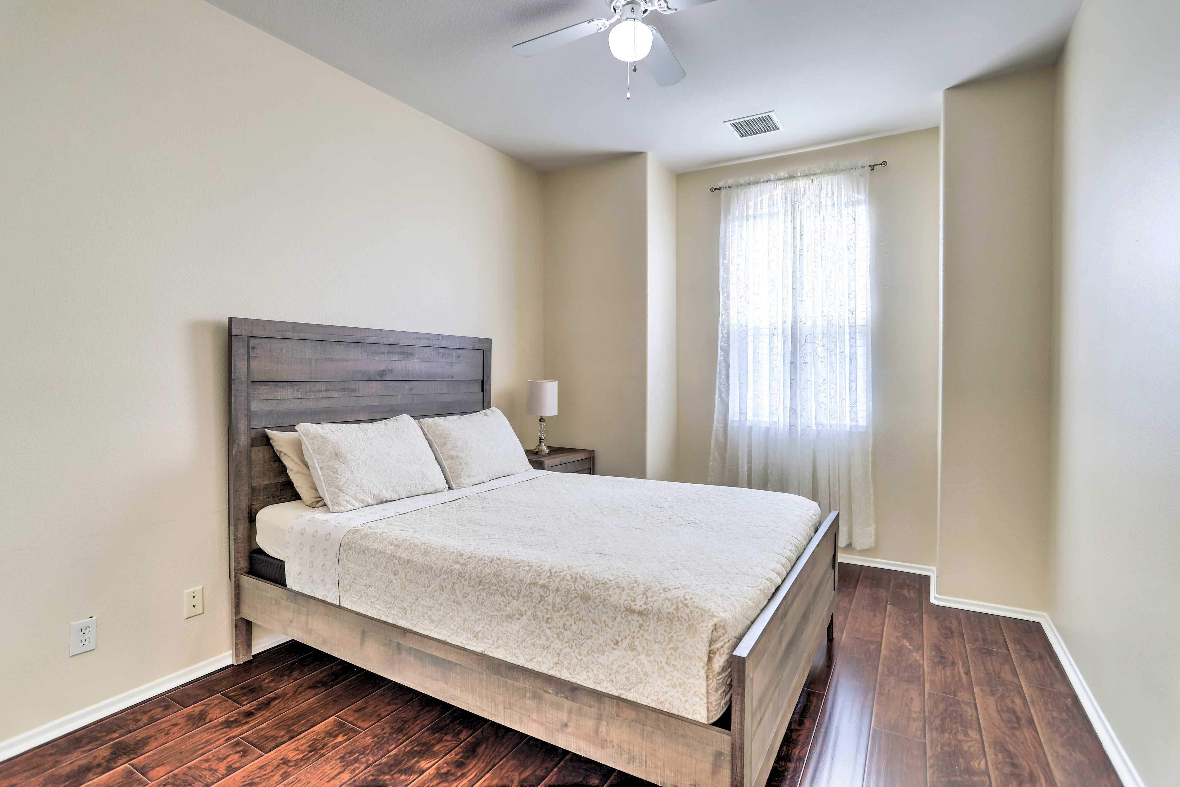 Bedroom 3 | Queen Bed | 2nd Floor
