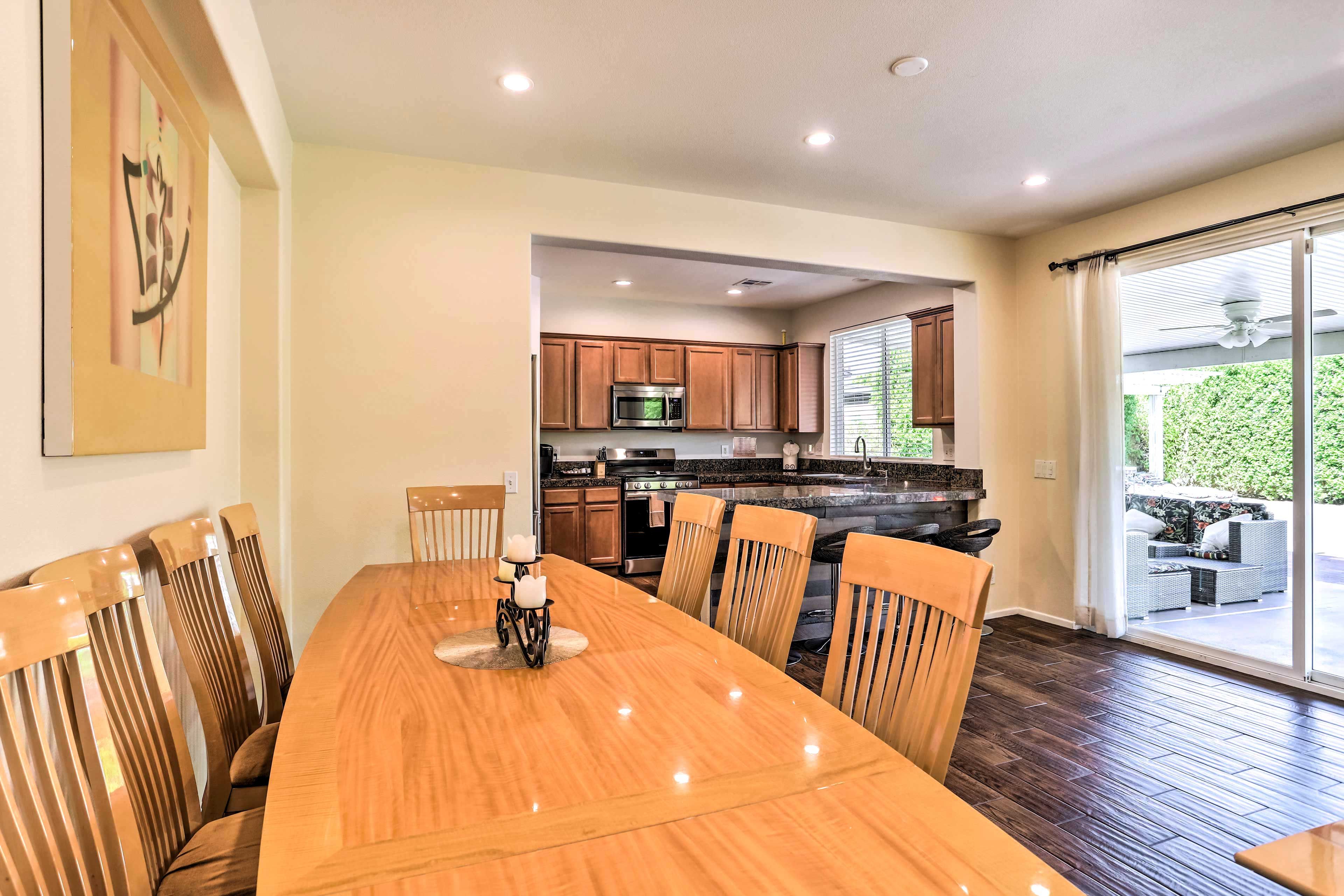Dining Area | Dishware & Flatware Provided | Breakfast Bar w/ Additional Seating