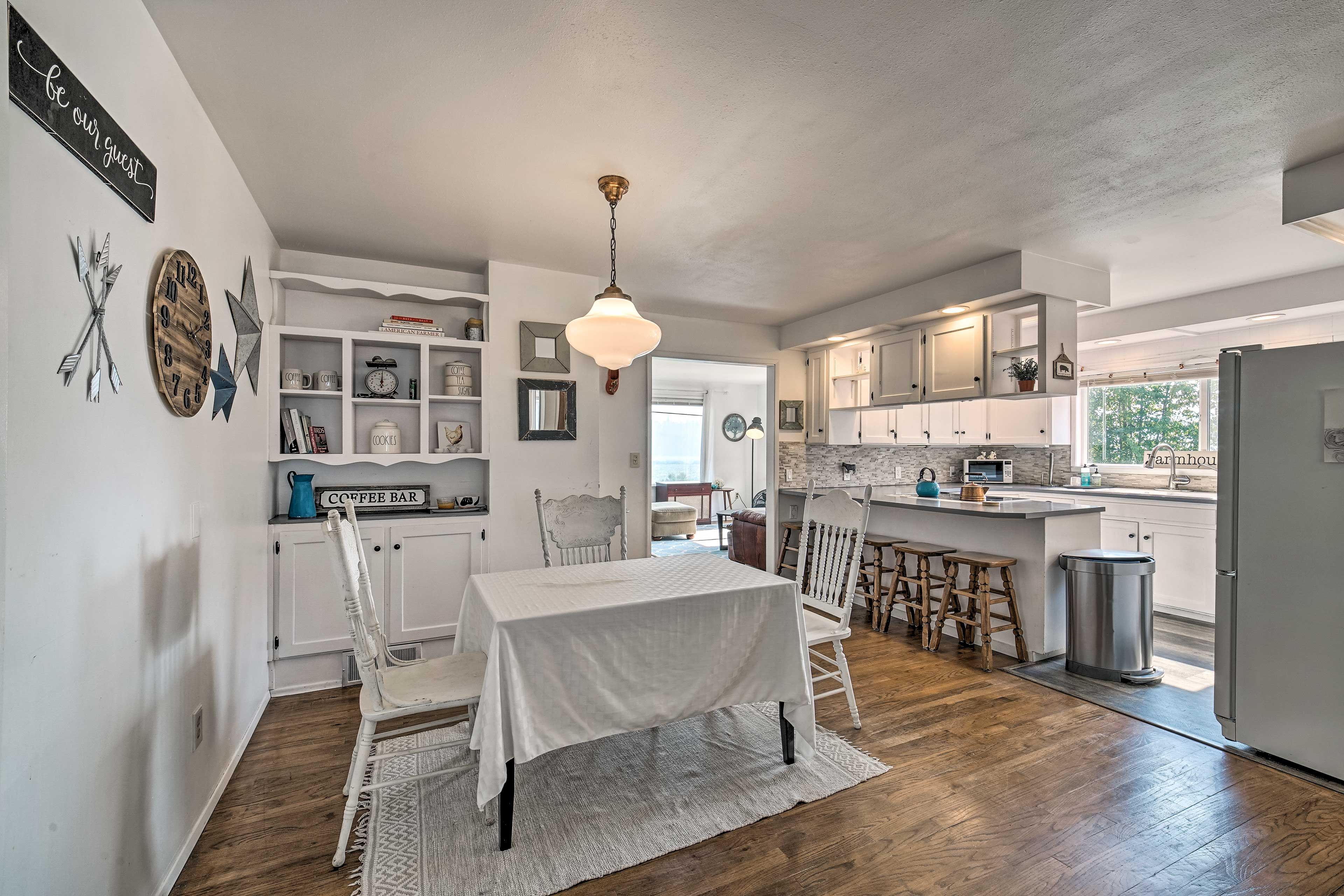 Carnation Vacation Rental | 3BR | 2BA | 1,100 Sq Ft | Step-Free Access