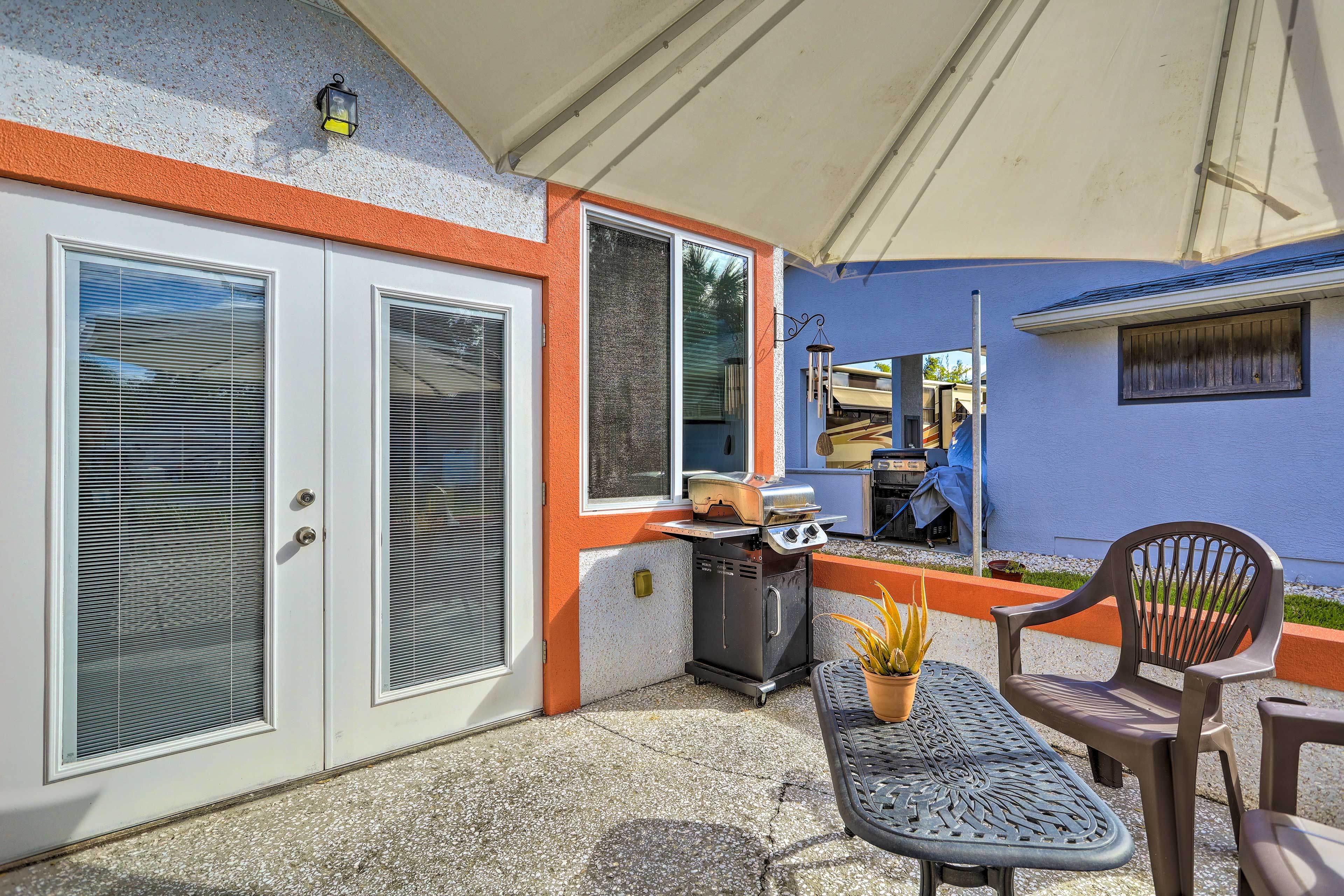 Furnished Patio