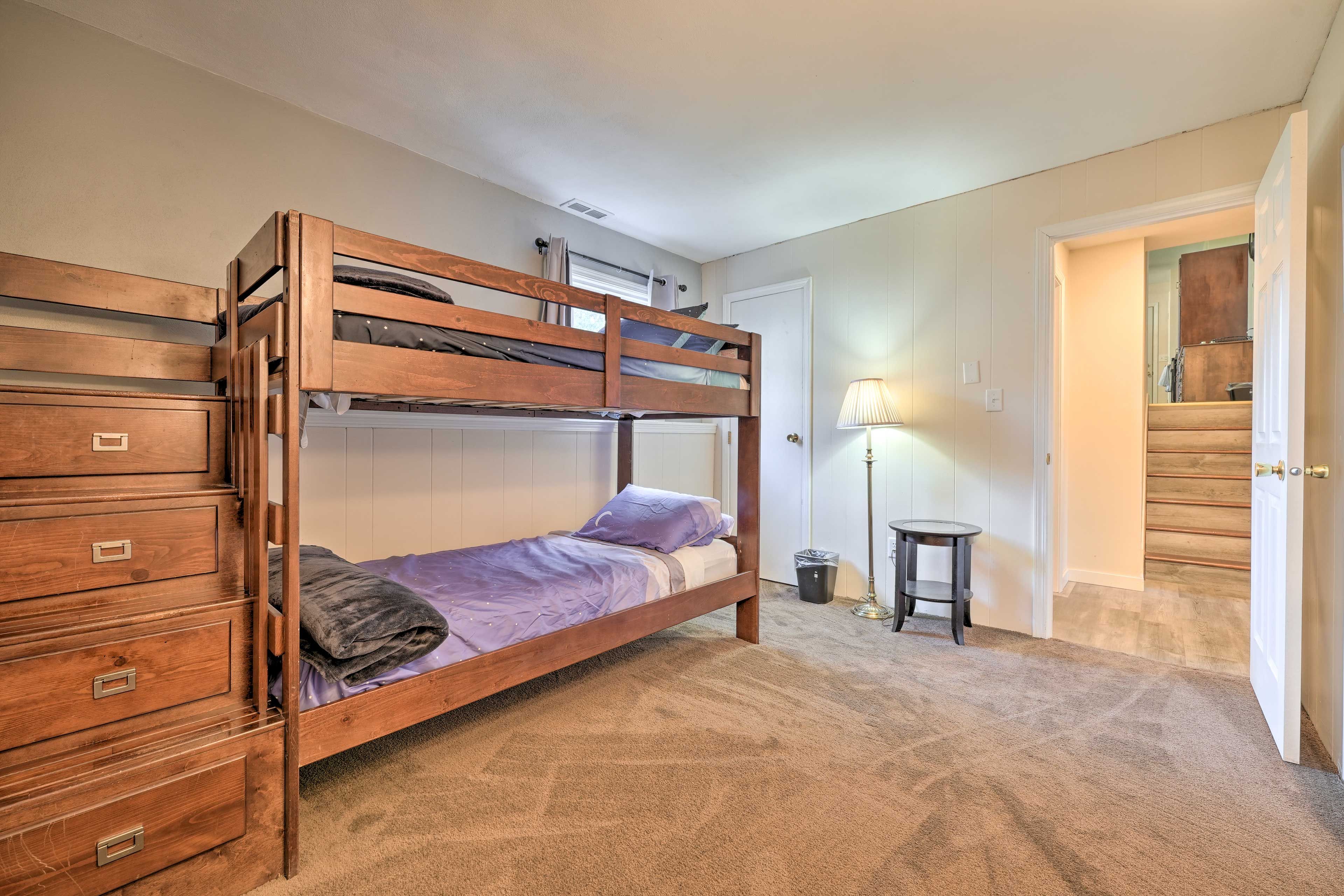 Bedroom 4 | Twin Bunk Bed