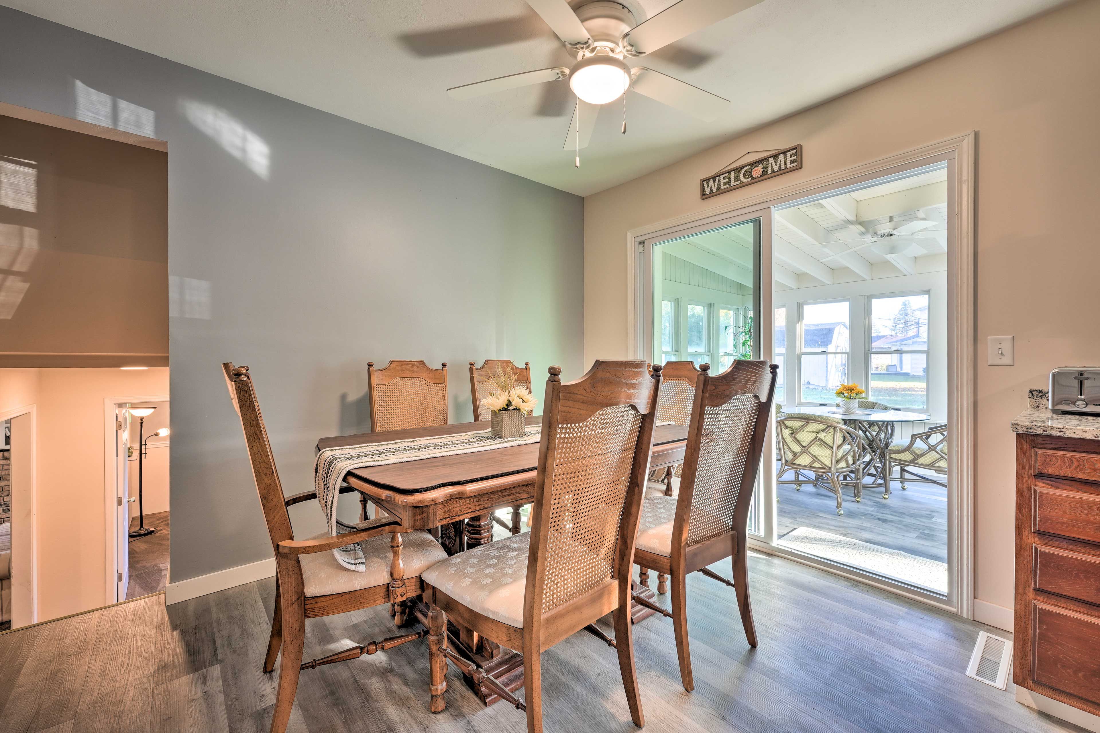 Dining Room | High Chair