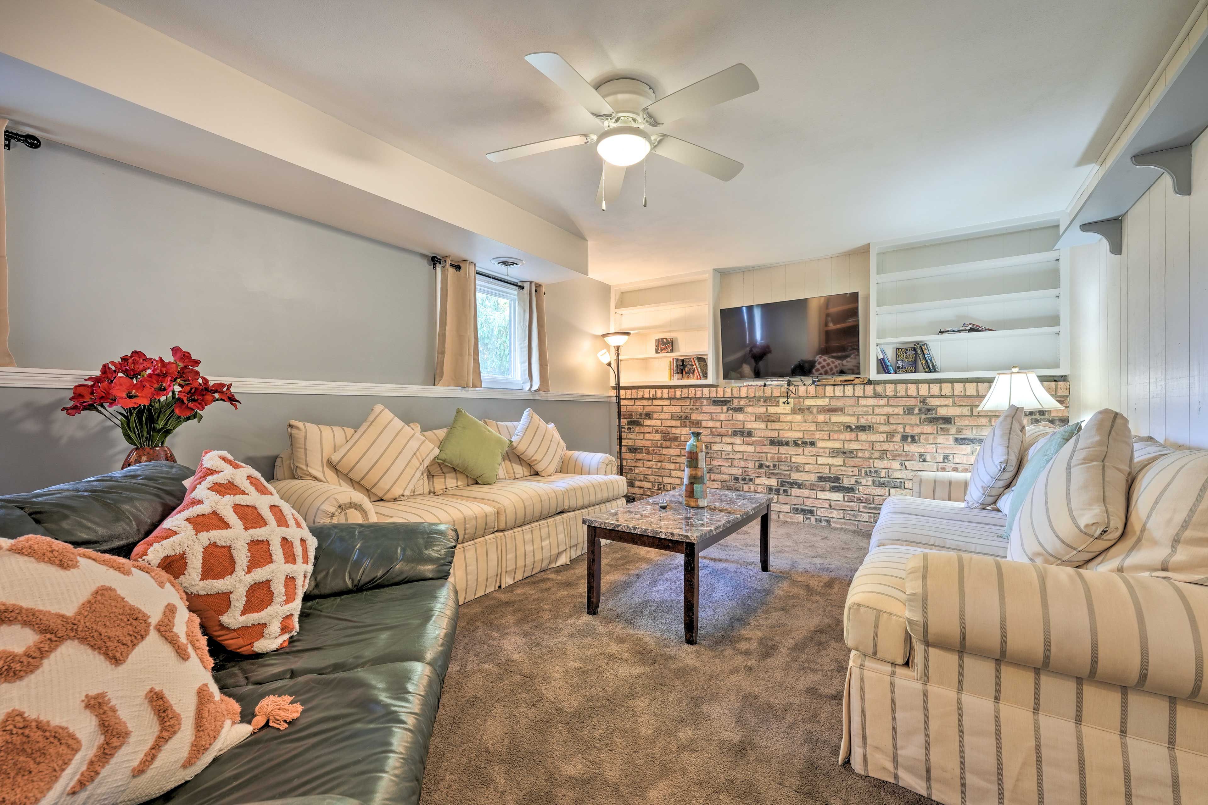 Living Room | Board Games | WFH Desk