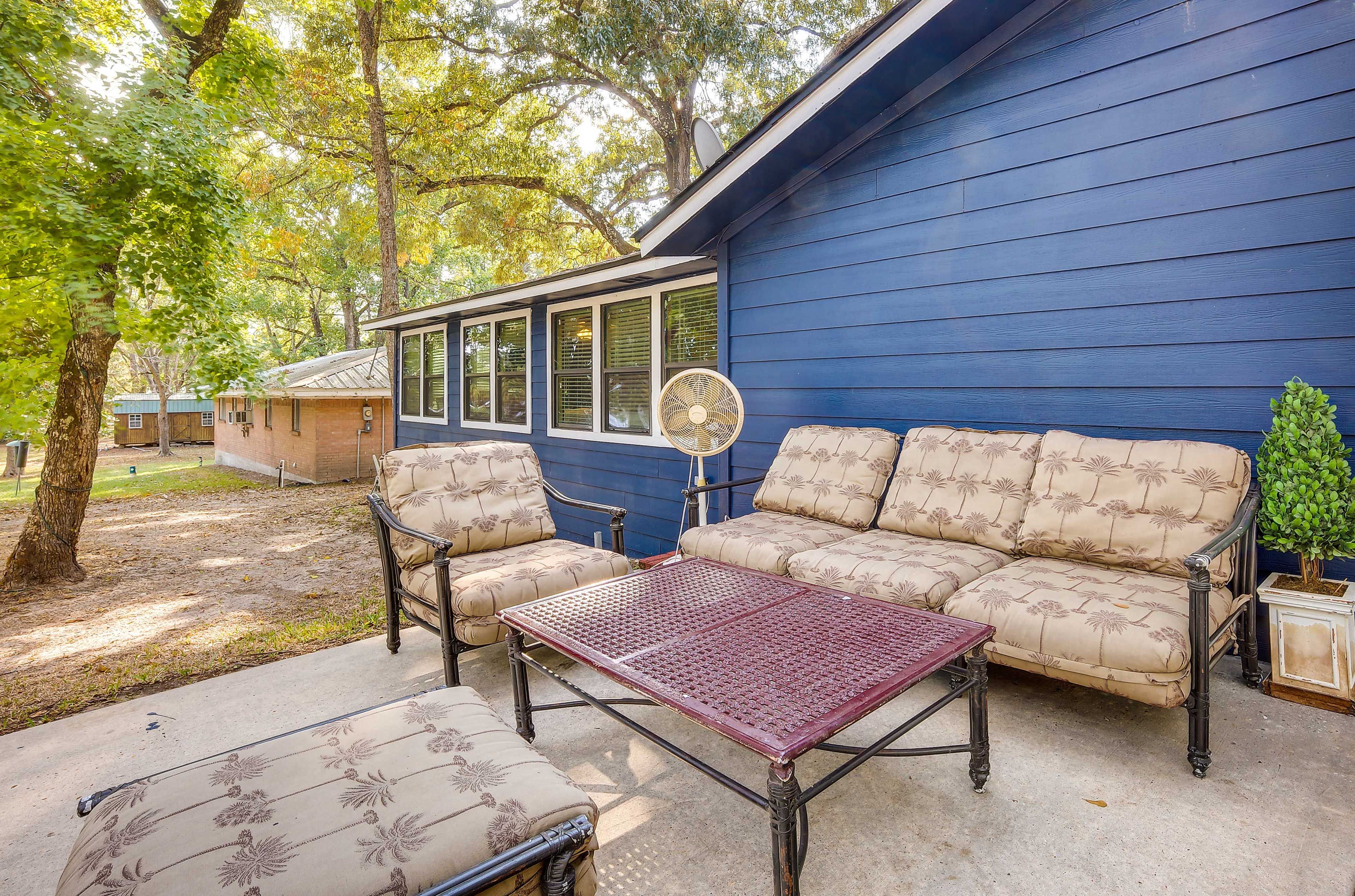 Patio | Charcoal Grill