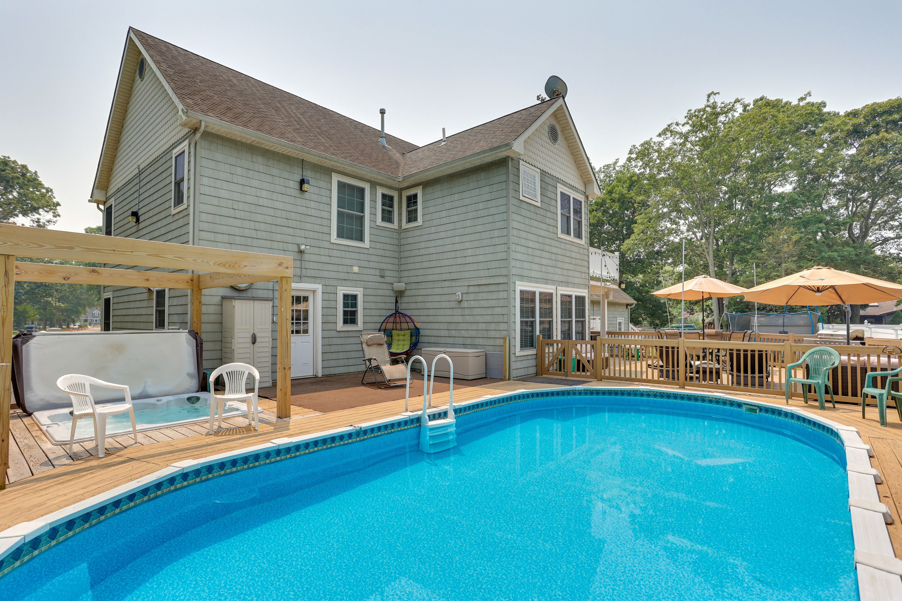 Cape May Vacation Rental | 5BR | 3BA | 2,900 Sq Ft | Steps Required to Access