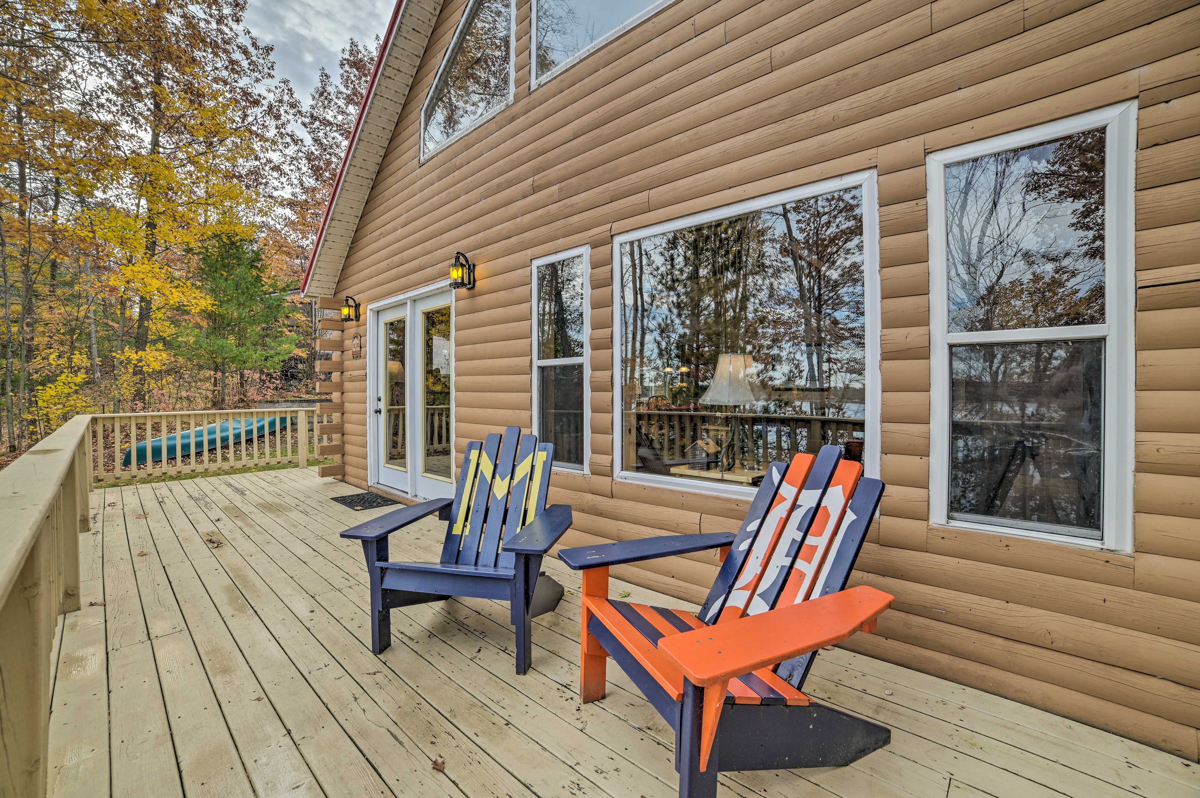 Deck | Outdoor Seating