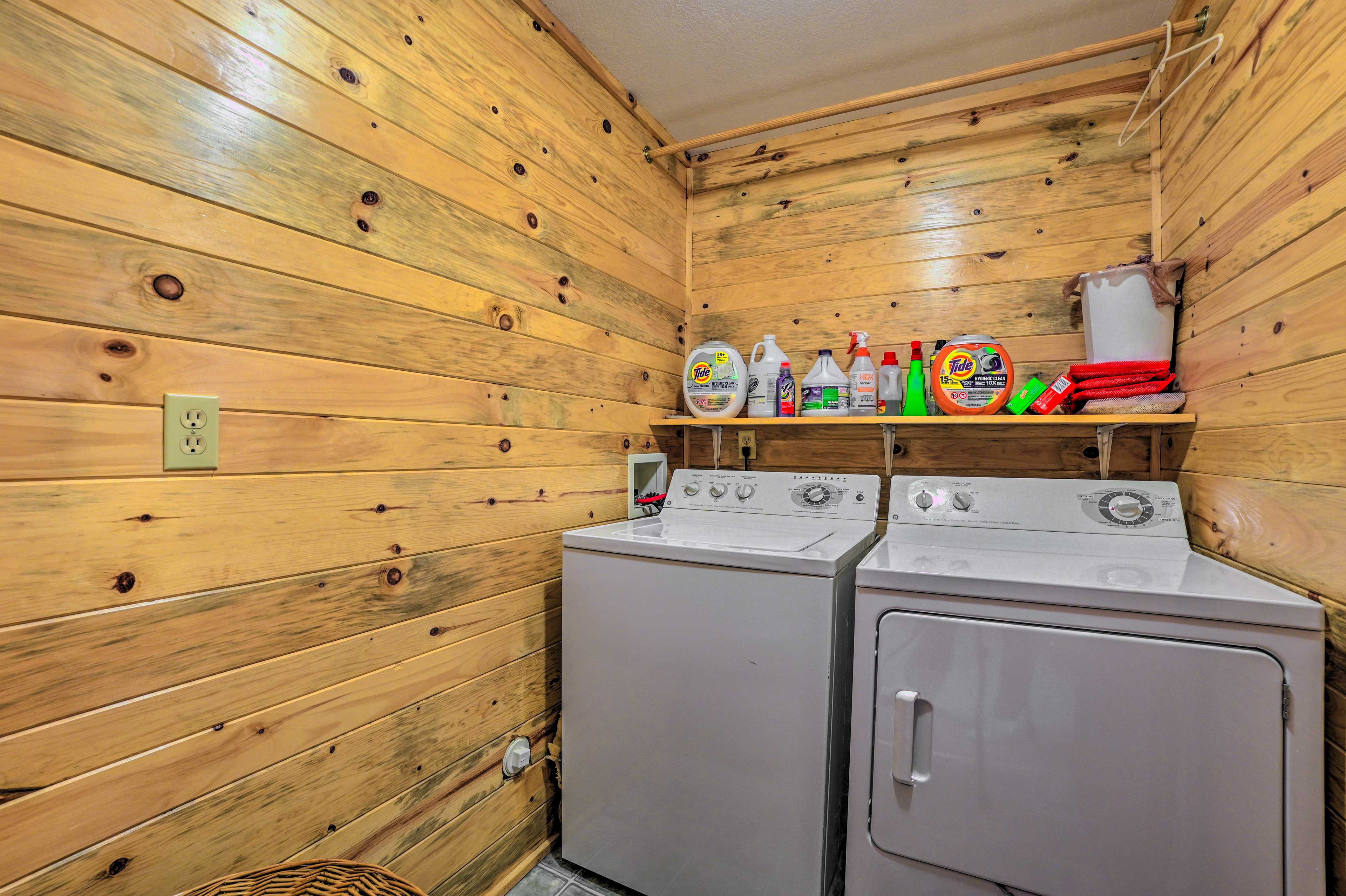 Laundry Area | Washer/Dryer | Hangers | Trash Bags/Paper Towels