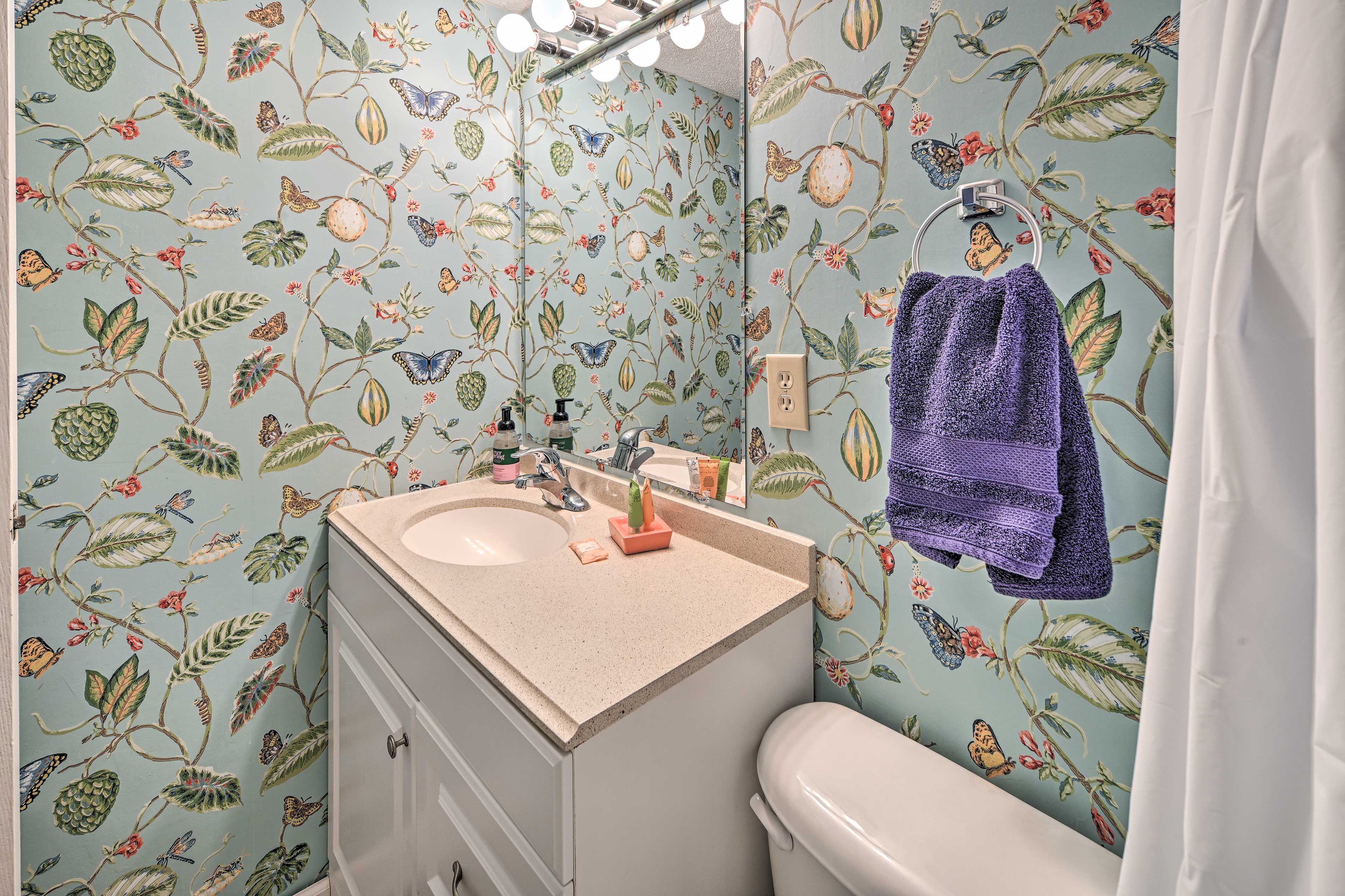 Full Bathroom