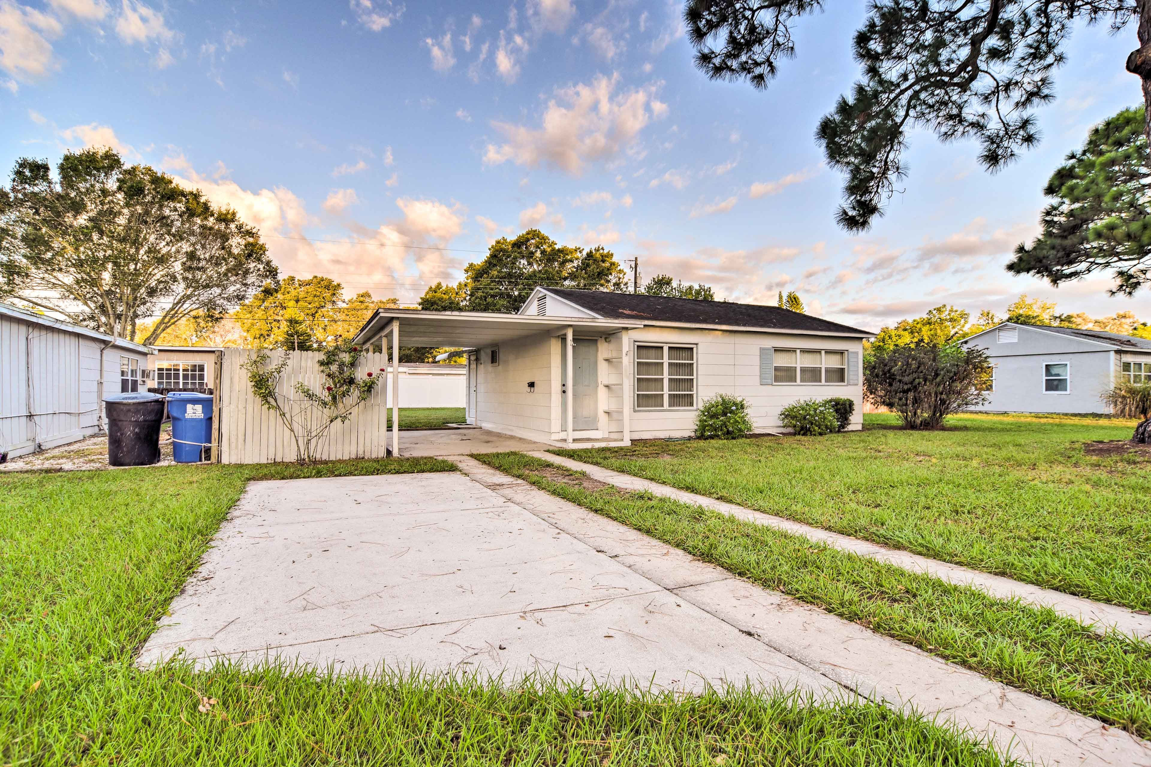 Parking | Driveway (2 Vehicles) | Carport (1 Vehicle)