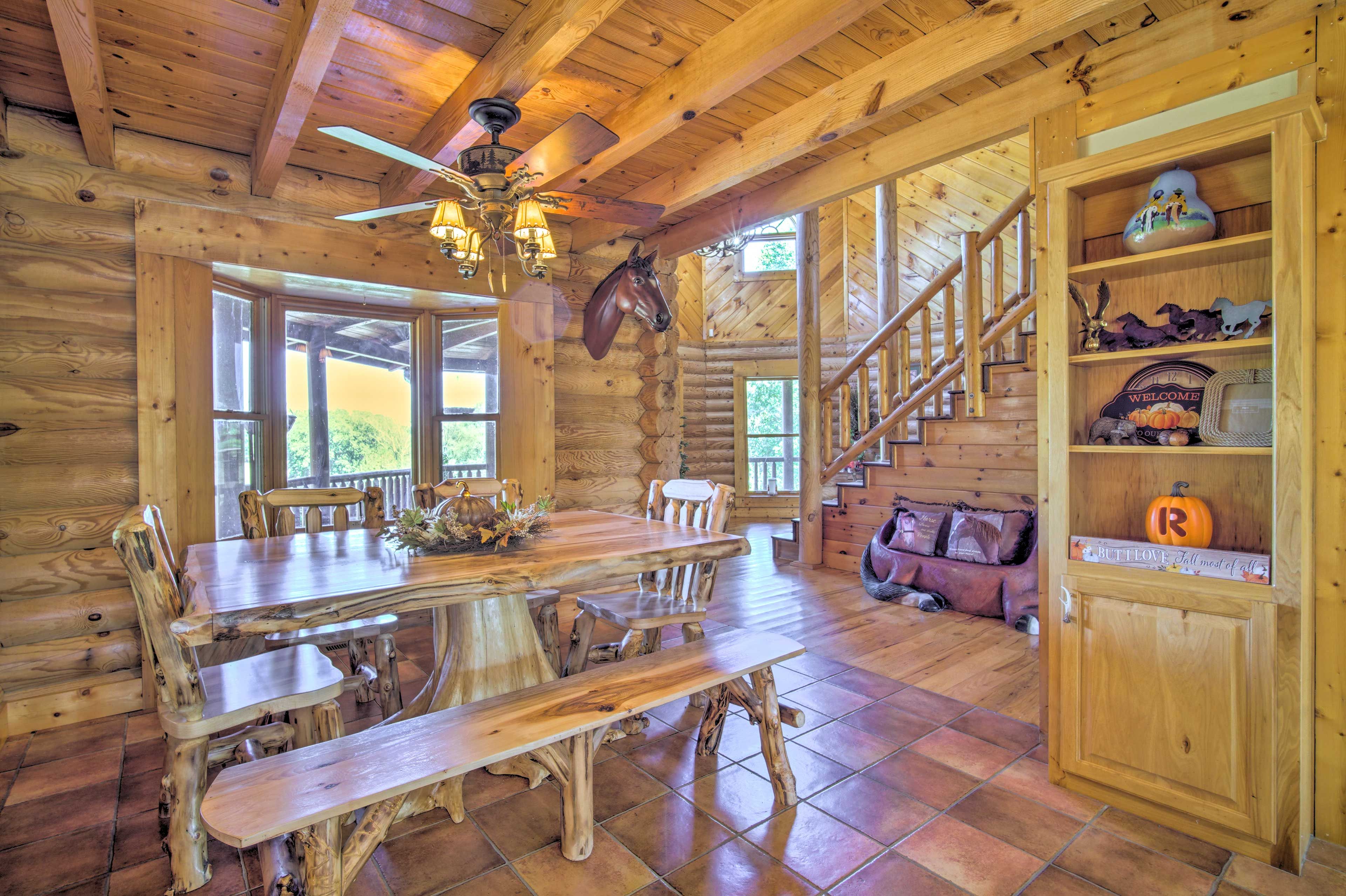 Dining Area | Laptop Friendly
