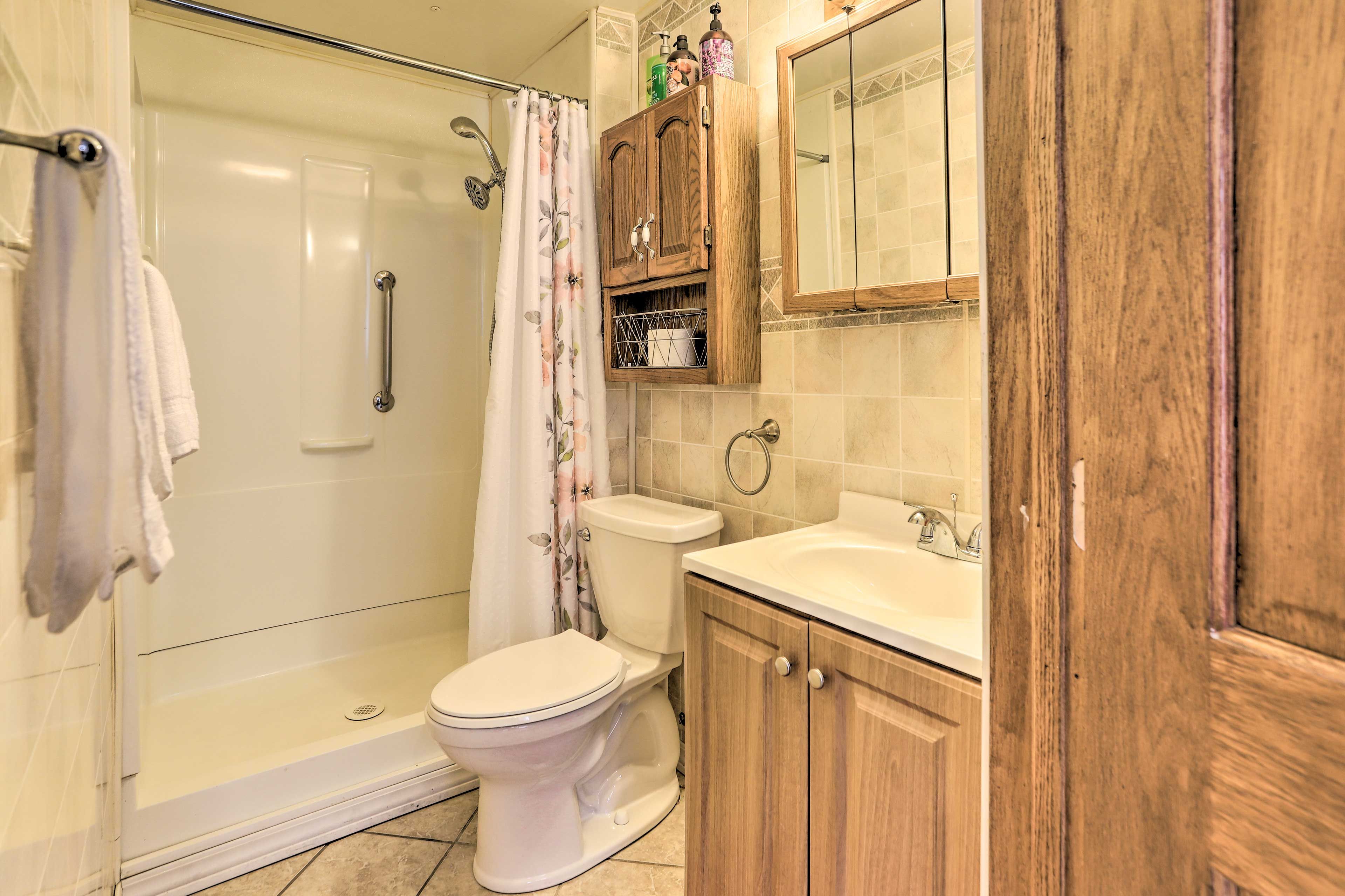 Full Bathroom