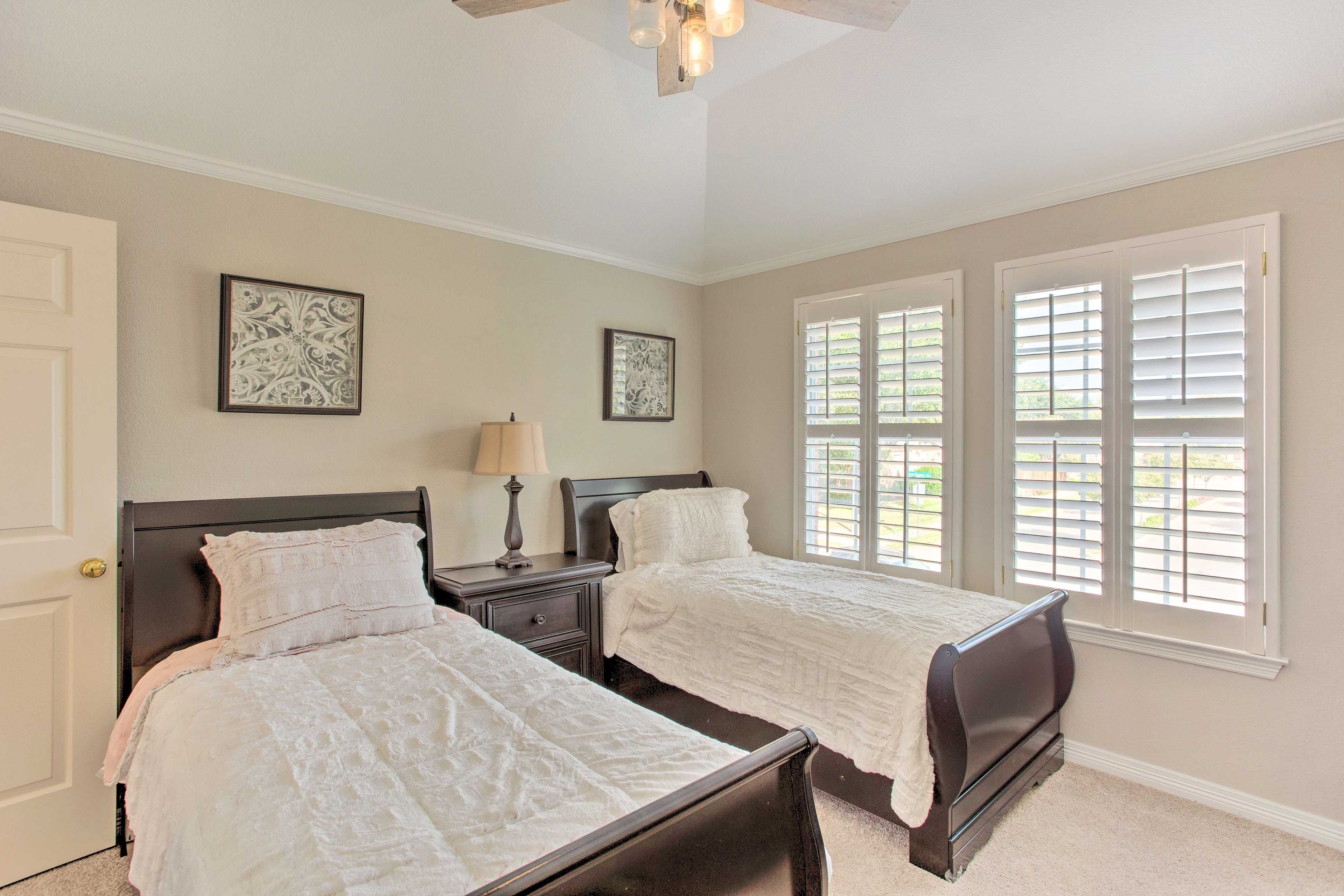 Bedroom 4 | 2 Twin Beds