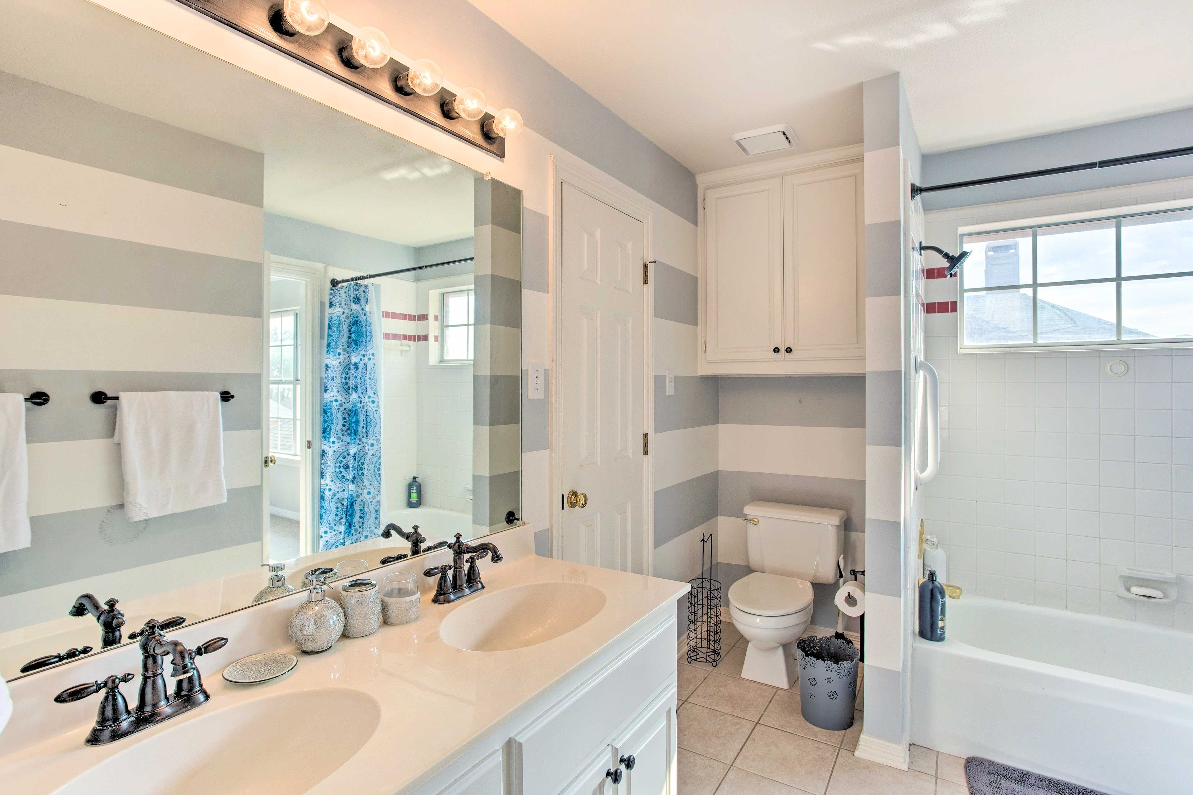 Full Bathroom
