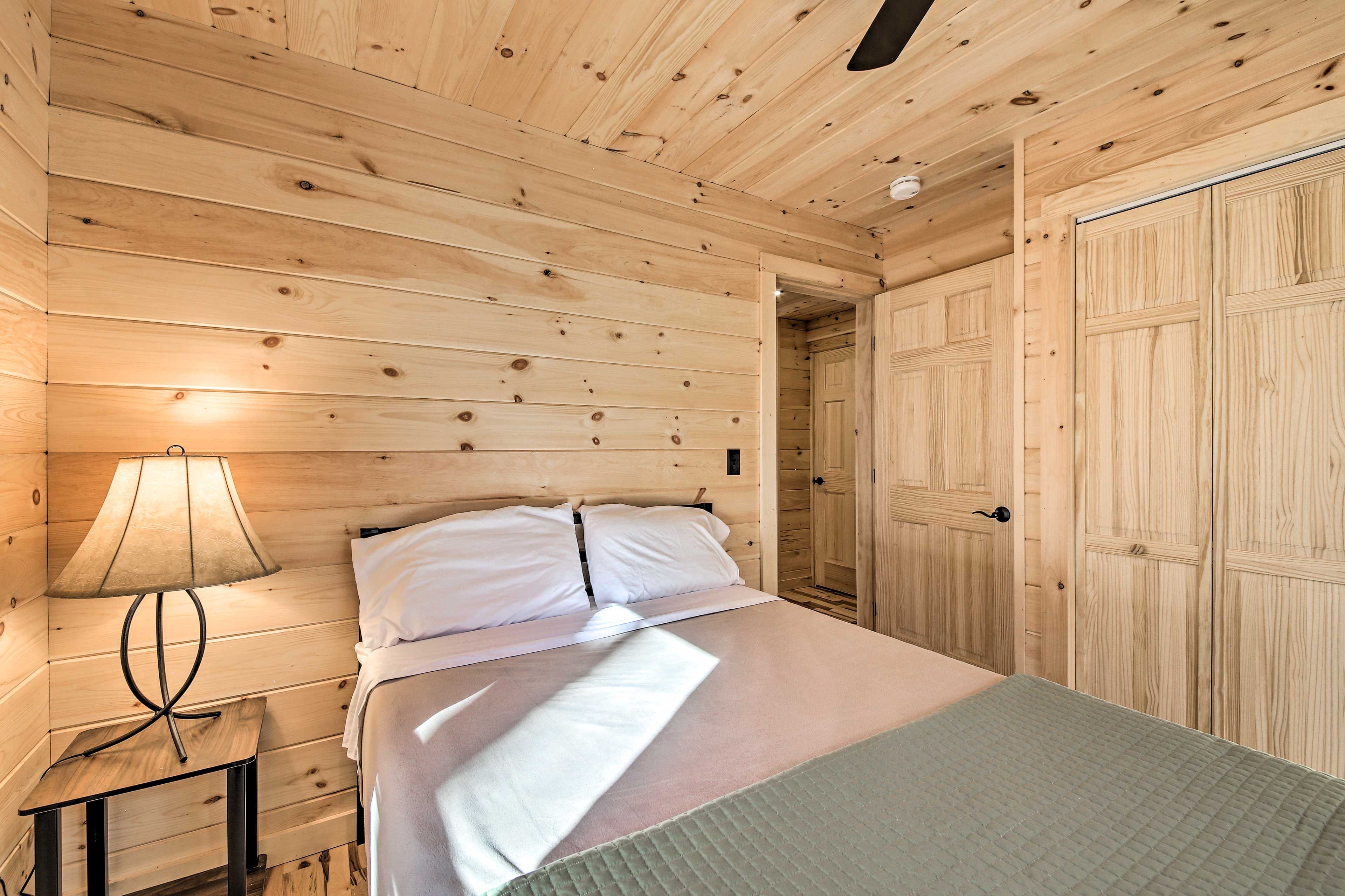 Bedroom 3 | Full Bed | 1st Floor