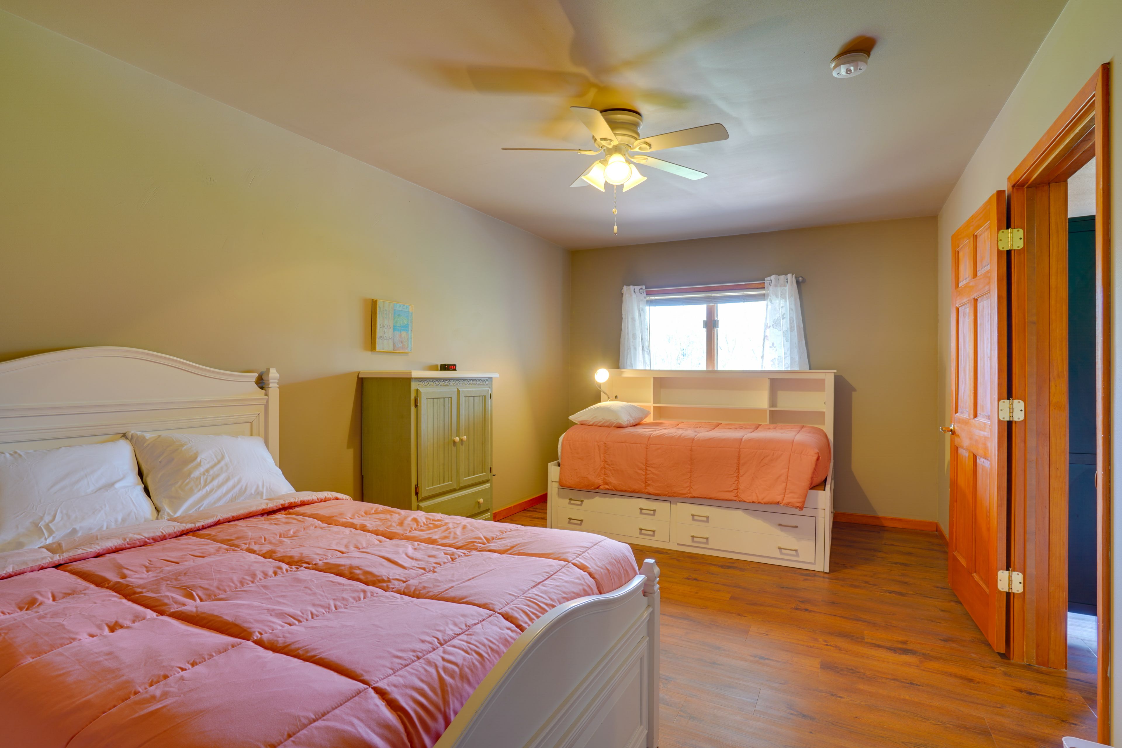 Bedroom 4 | Lower Level | Full Bed | Twin Bed