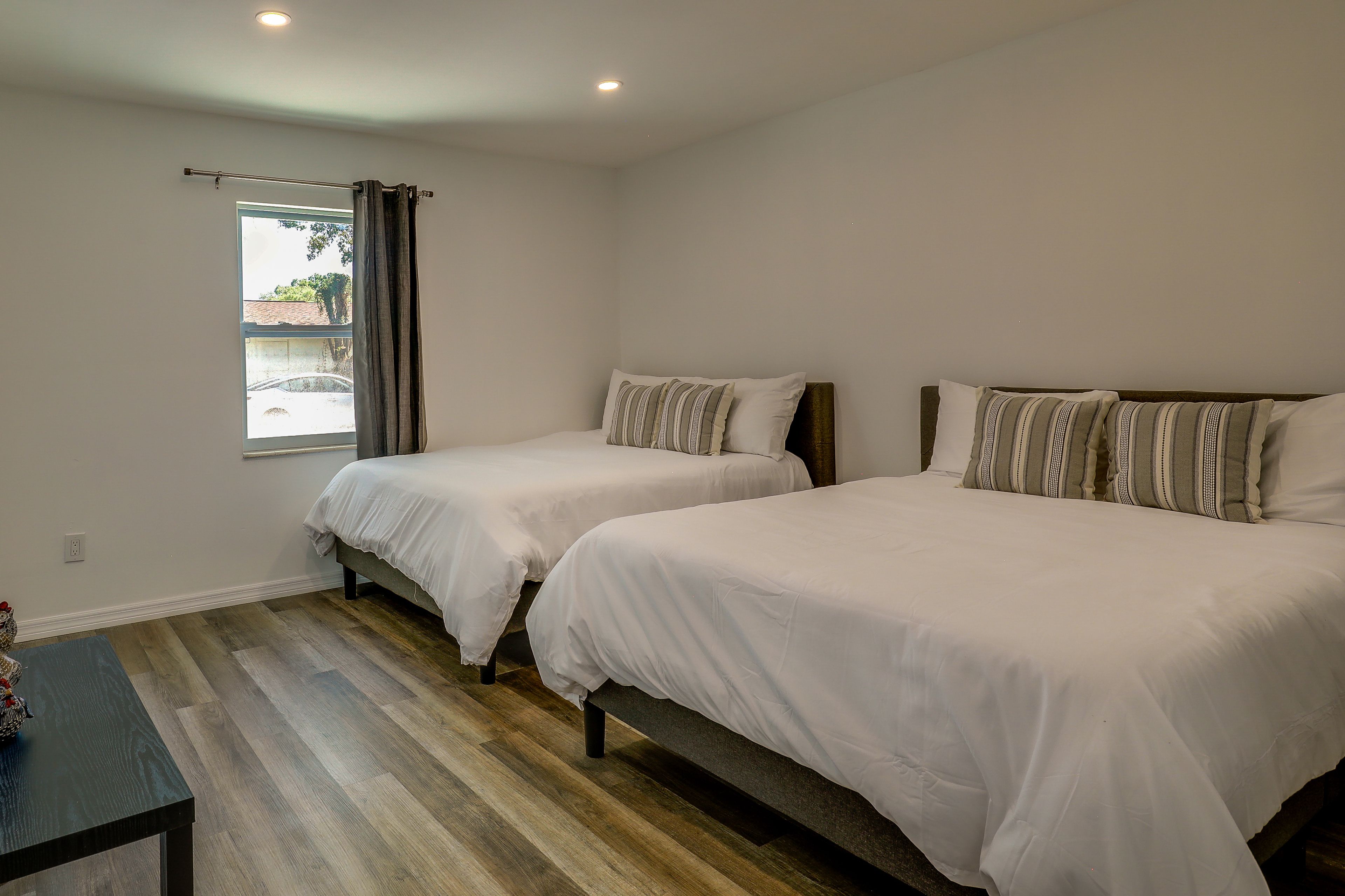 Bedroom 2 | 2 Full Beds | Smart TV