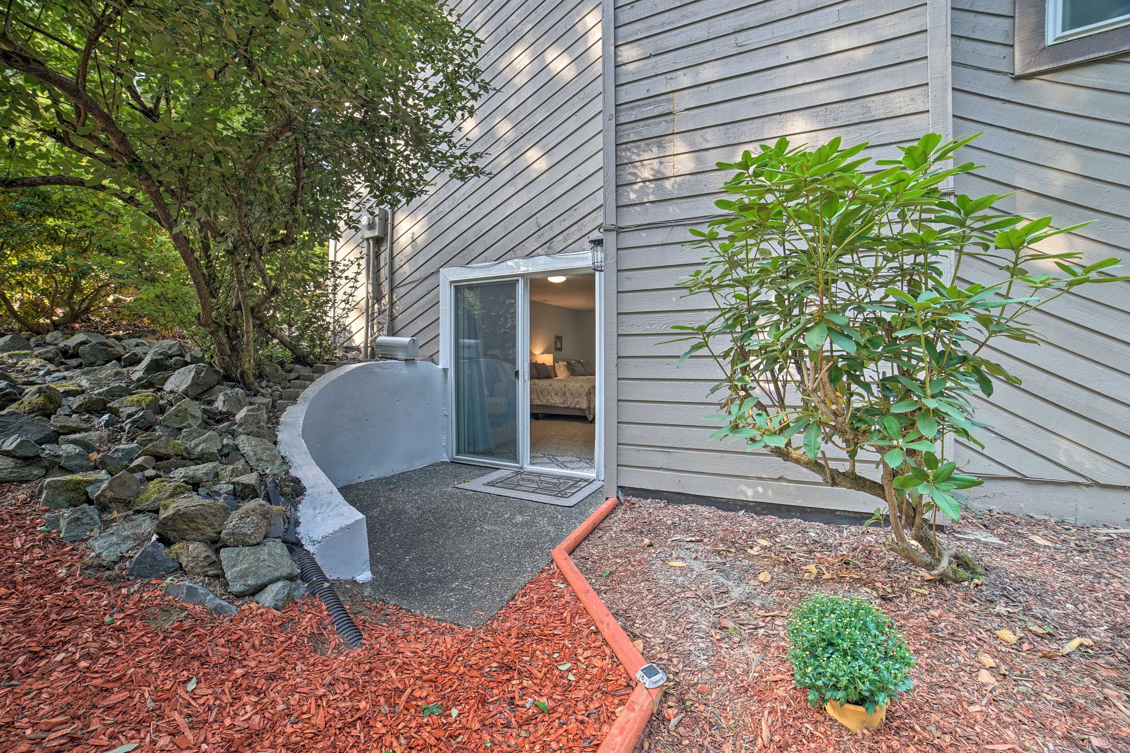 Private Entrance
