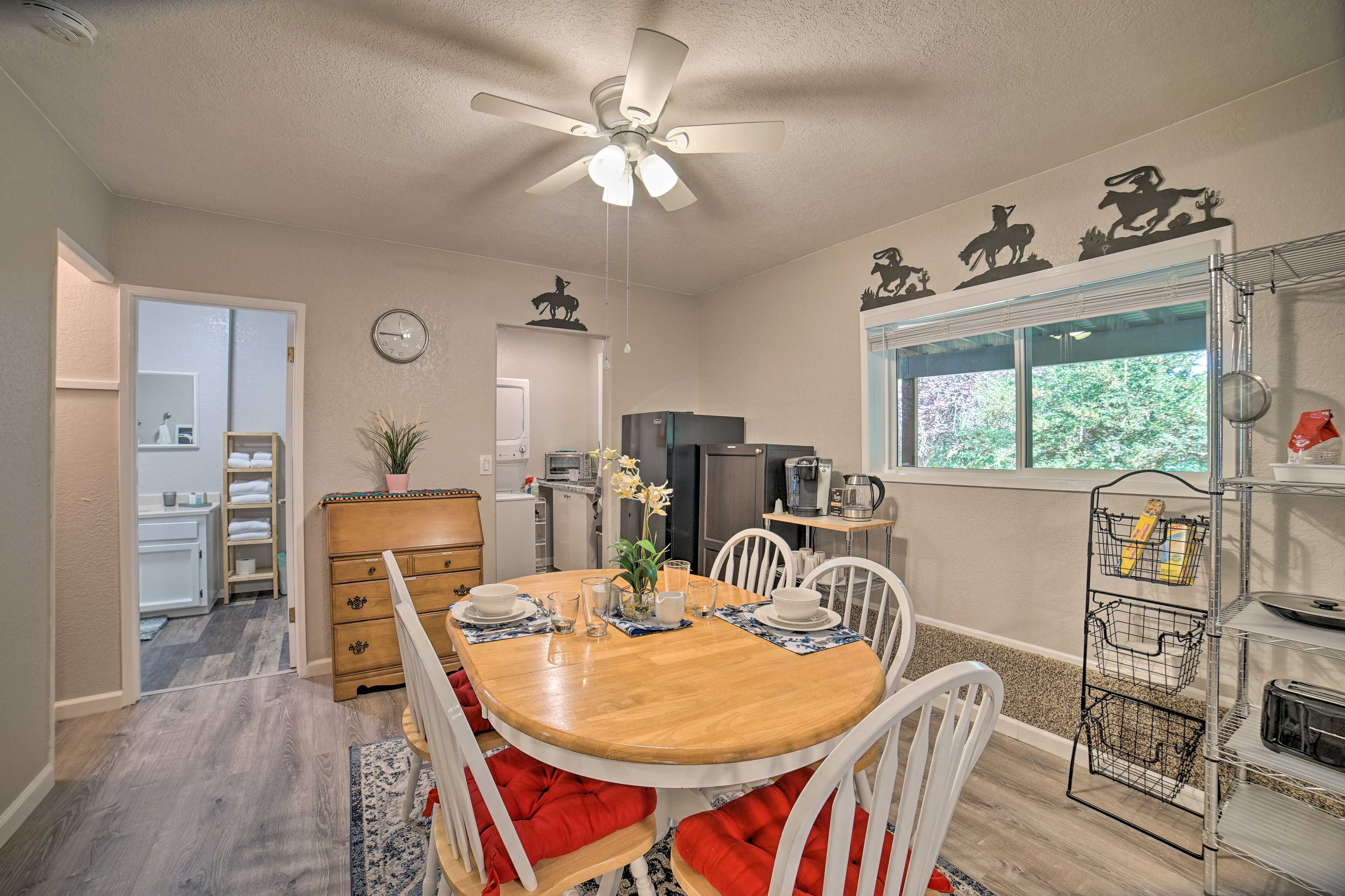 Dining Area | Kitchen | Washer & Dryer