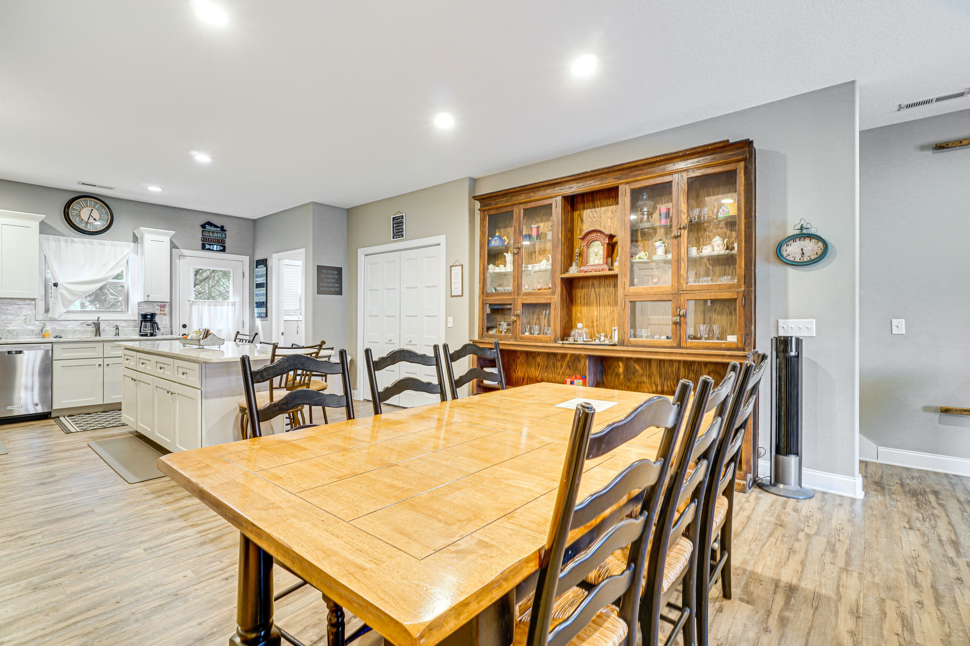 Dining Table | Dishware & Flatware | 1st Floor