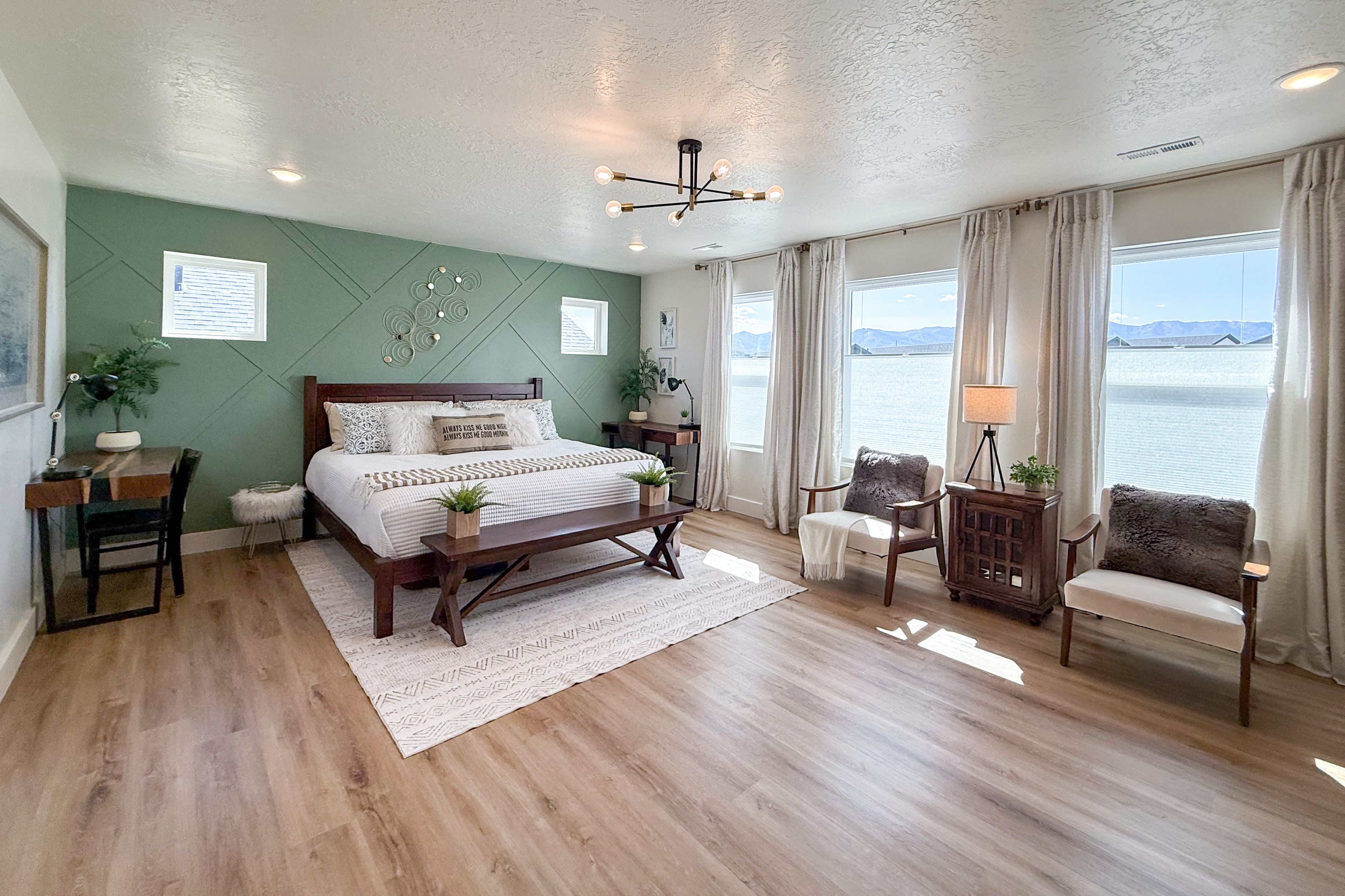 Bedroom 1 | King Bed | En-Suite Bathroom | Smart TV