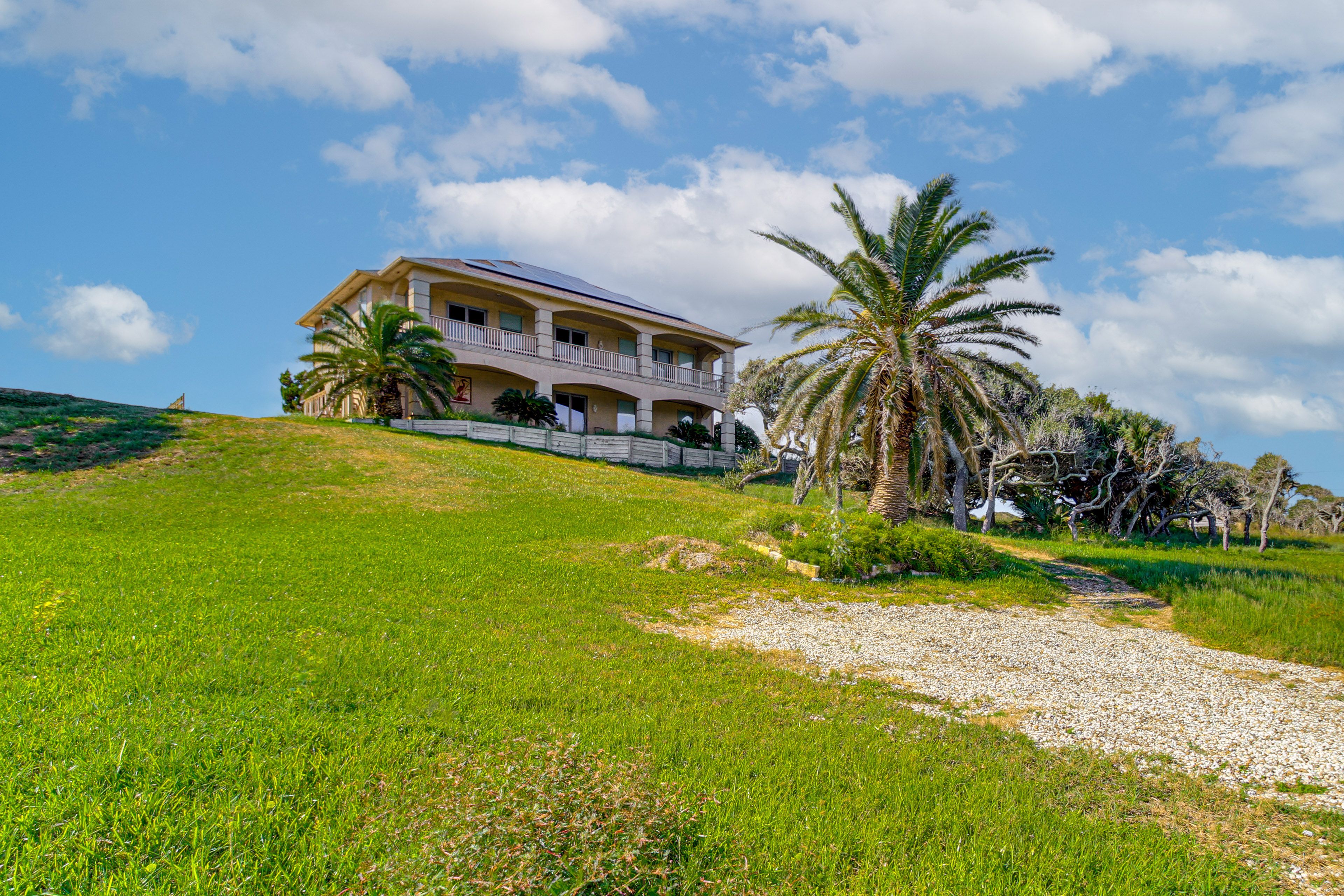 Fulton Vacation Rental | 4BR | 2.5BA | 2,970 Sq Ft | Stairs Required