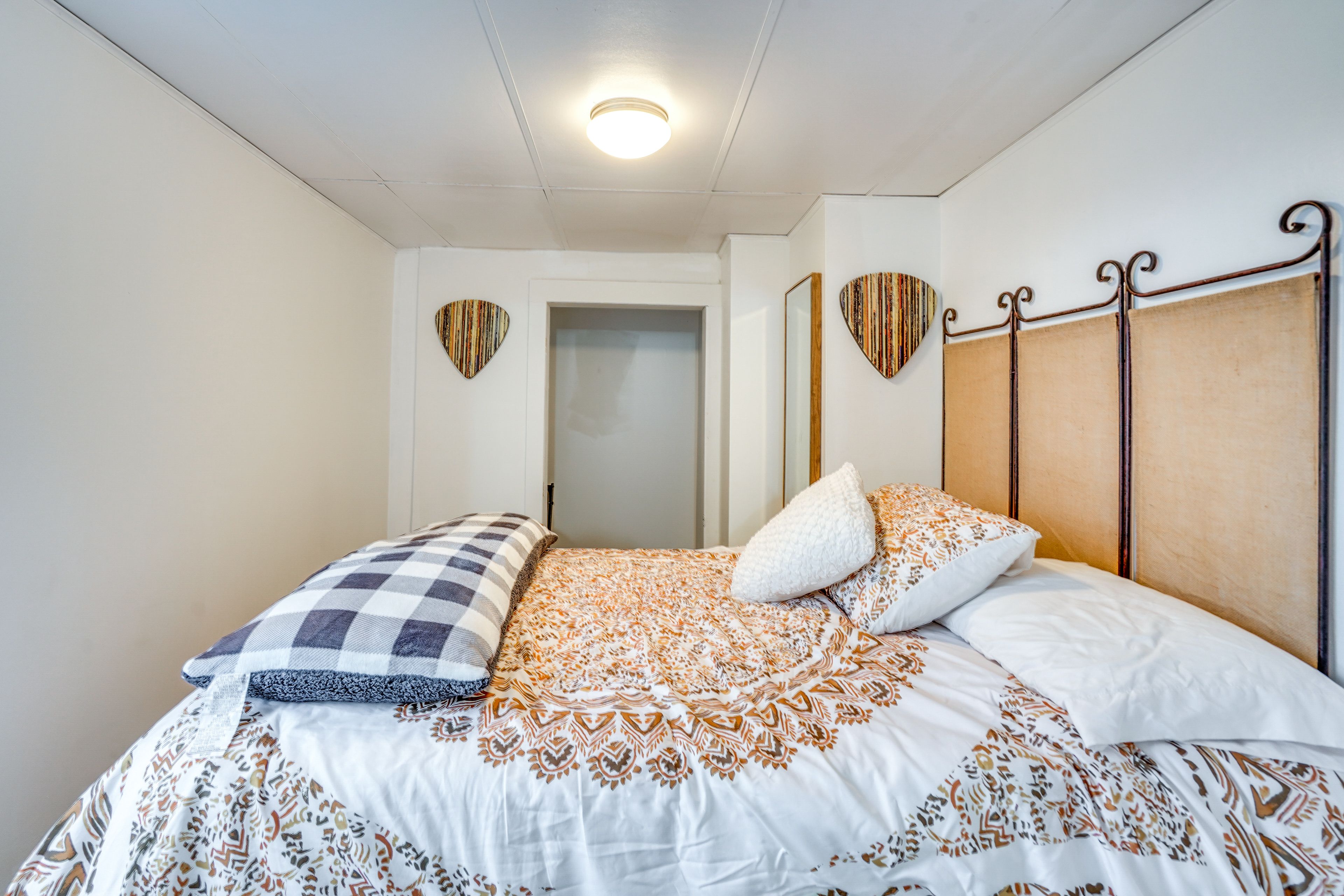 Bedroom 2 | Full Bed