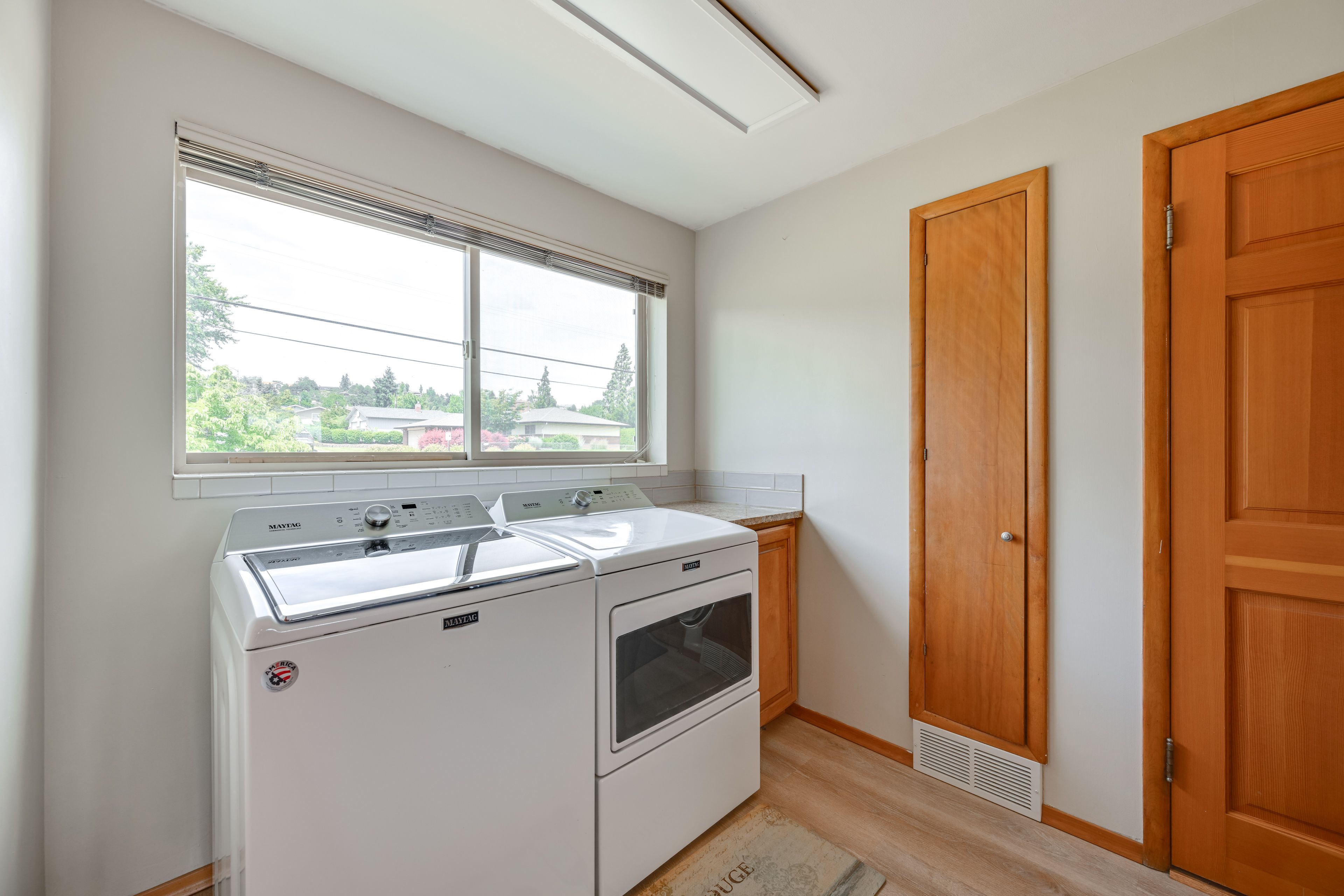 Washer & Dryer