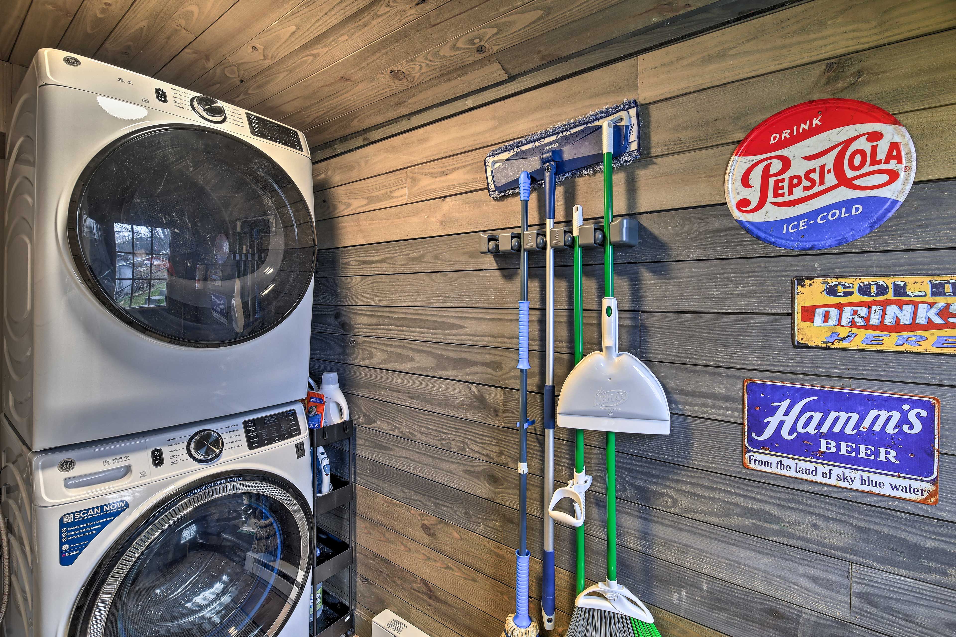 Laundry Area | Washer/Dryer | Hangers | Iron/Board | Trash Bags/Paper Towels