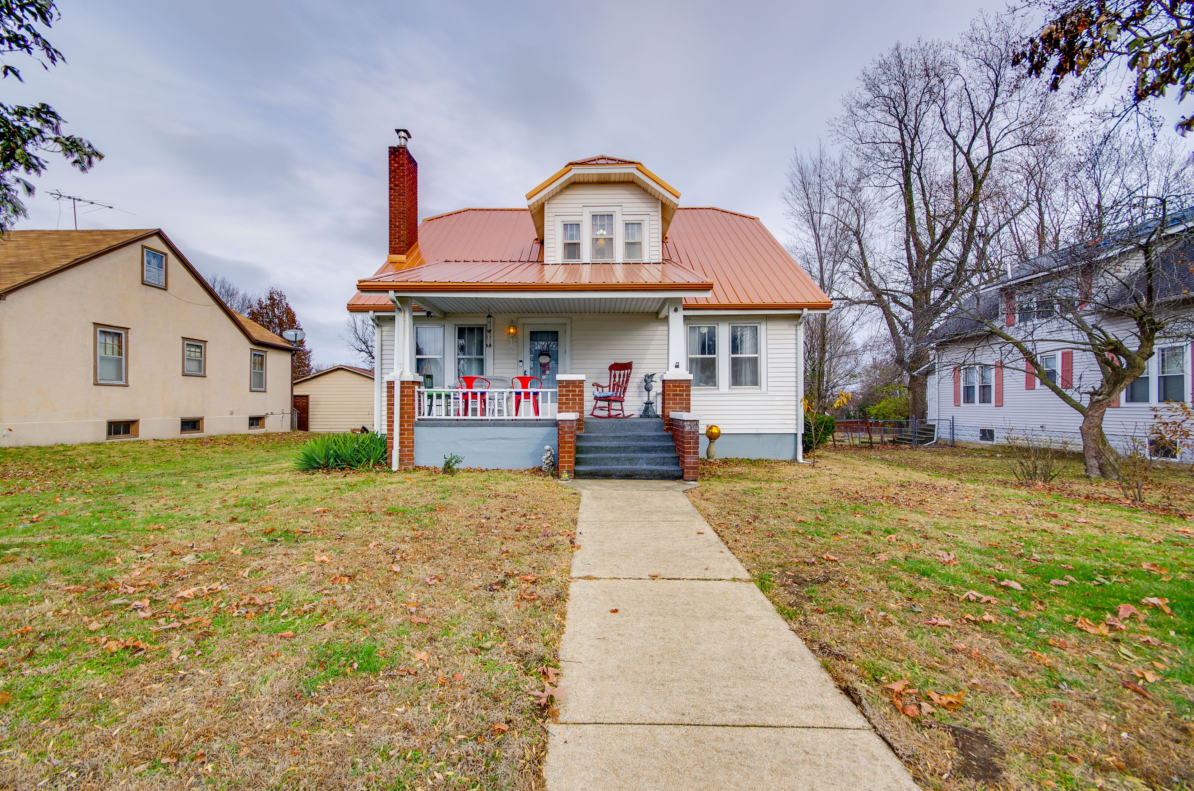 Exterior | Private Yard | 2-Story Home
