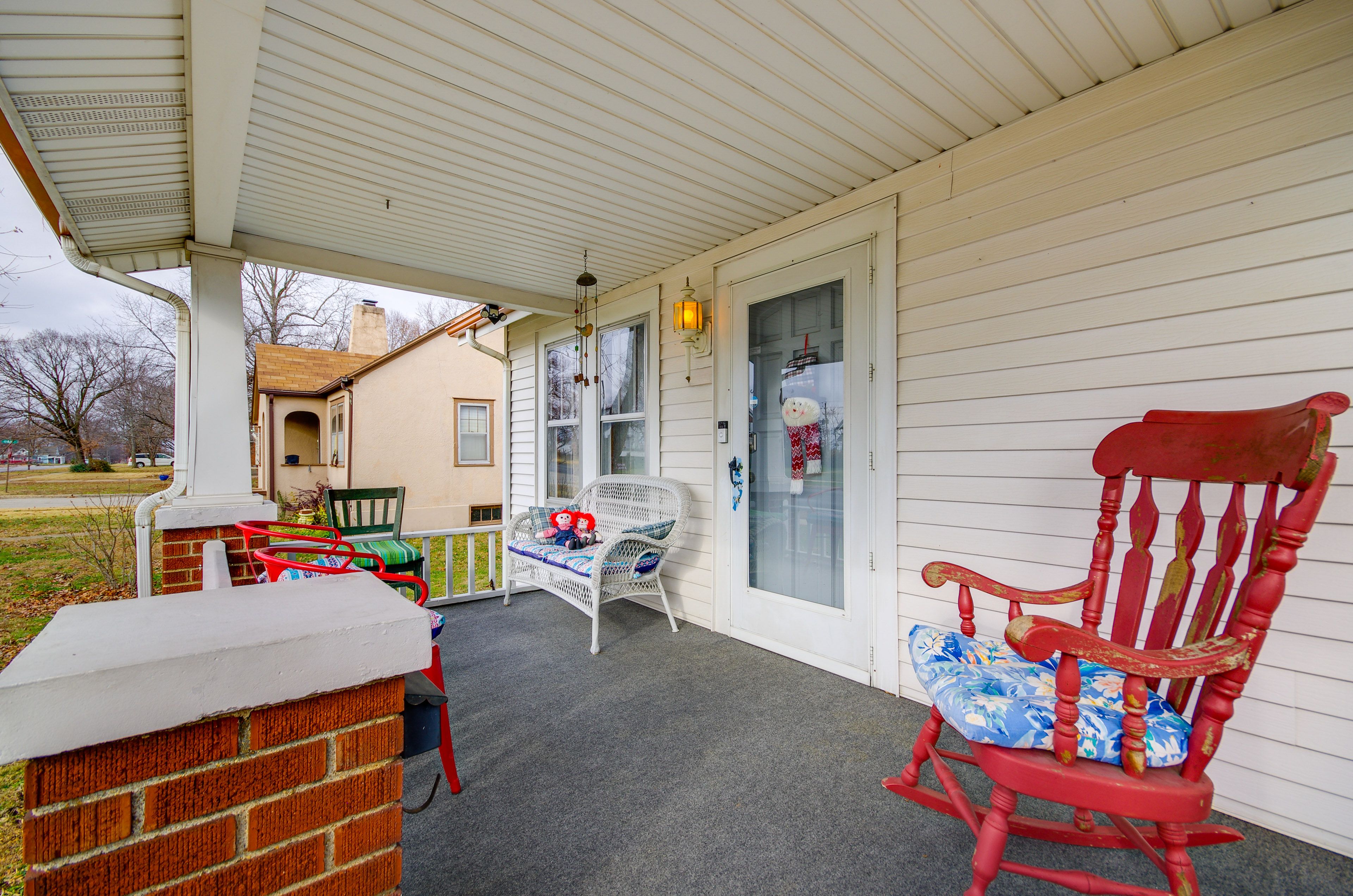 Covered Front Porch