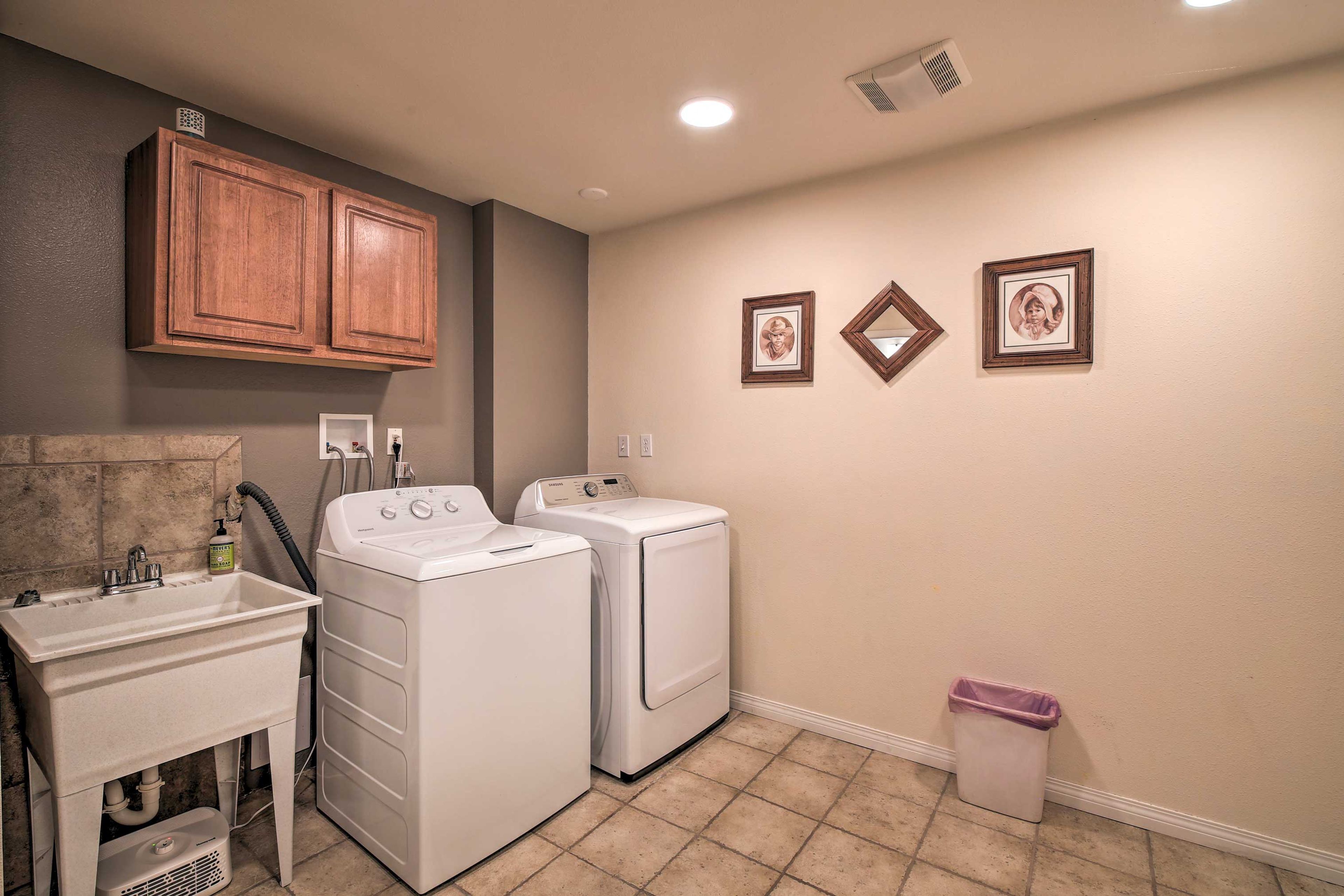 Washer & Dryer