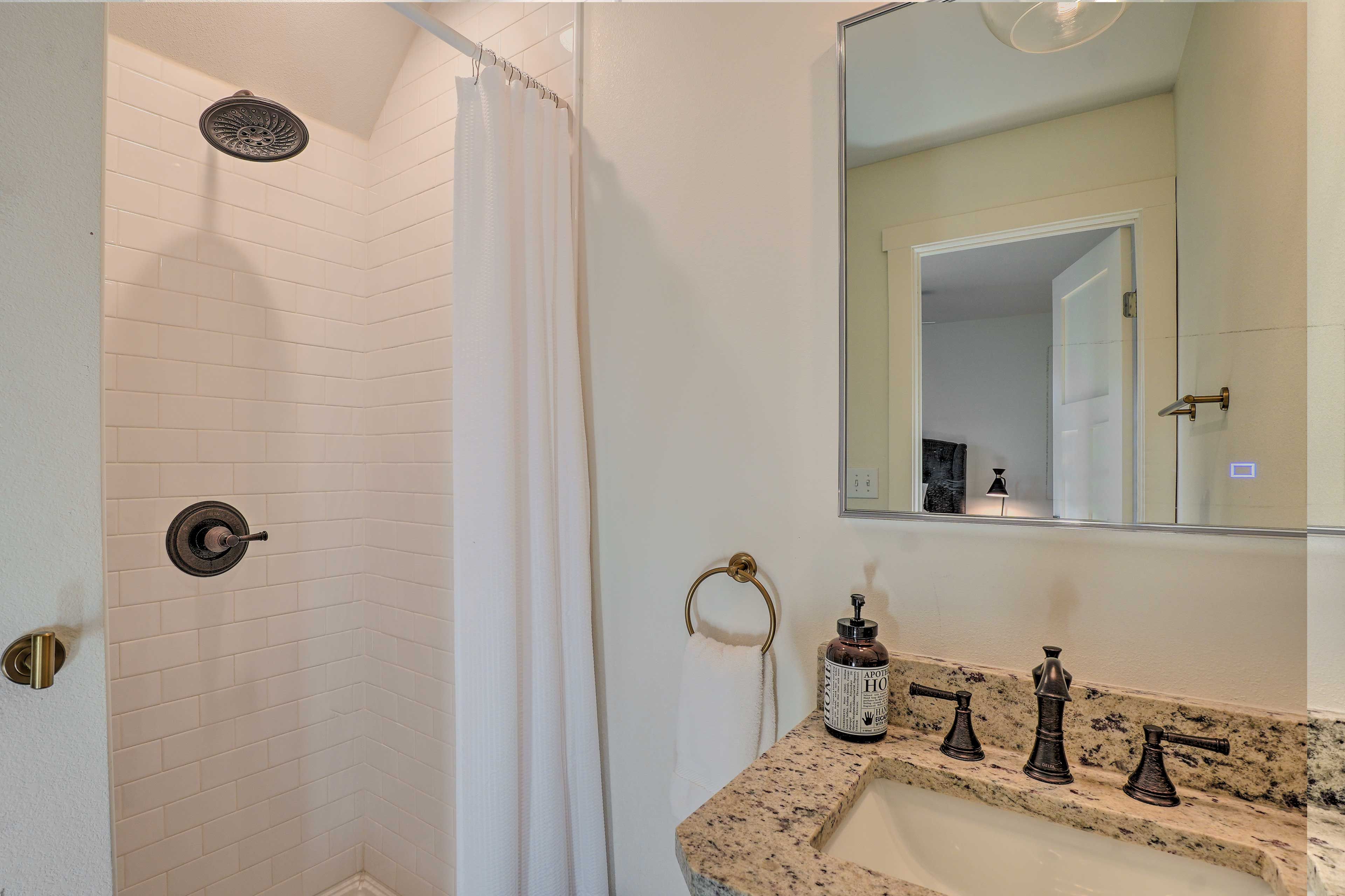 En-Suite Bathroom | Towels Provided