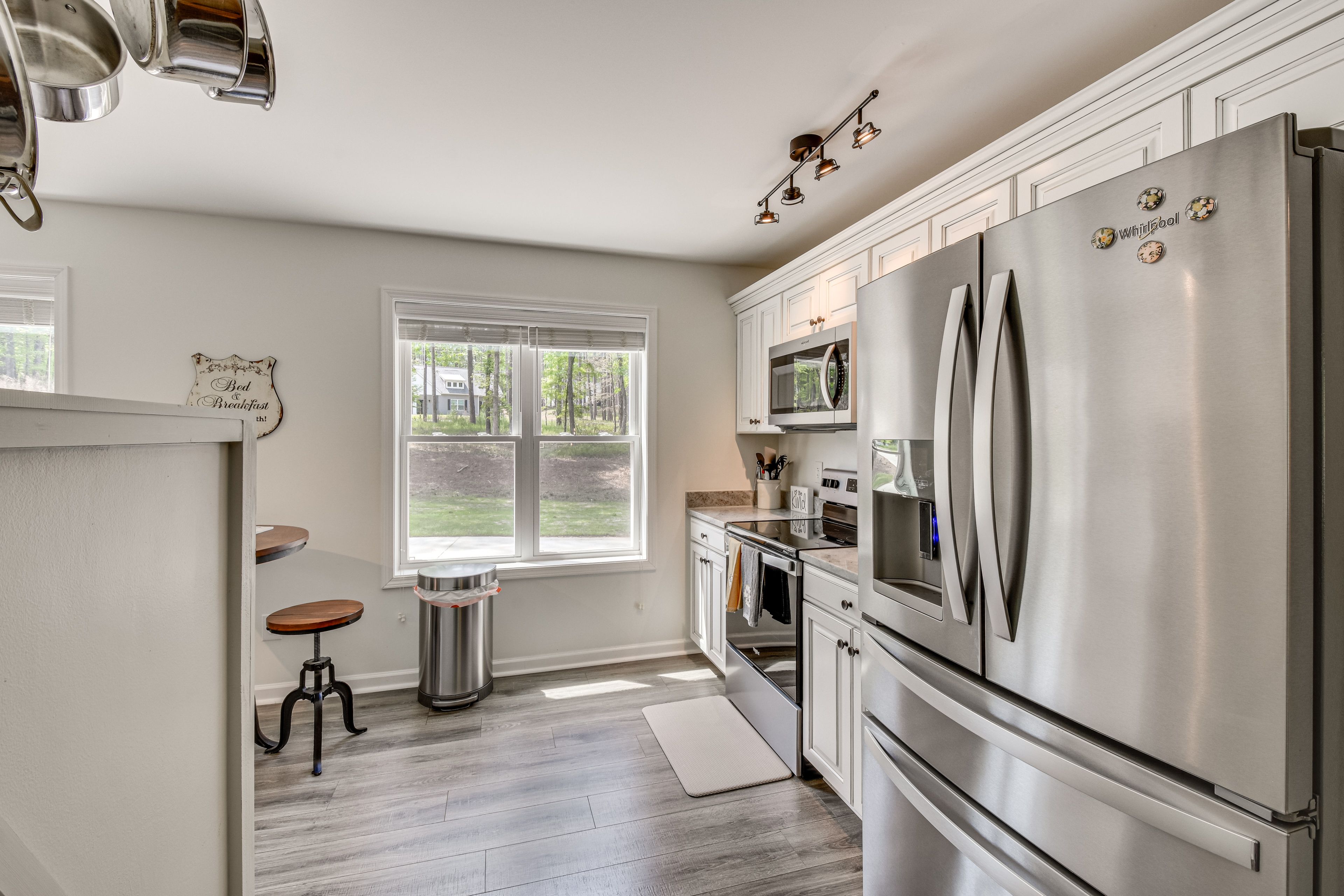 Kitchen | Cooking Basics | Keurig & Drip Coffee Maker | Dining Table