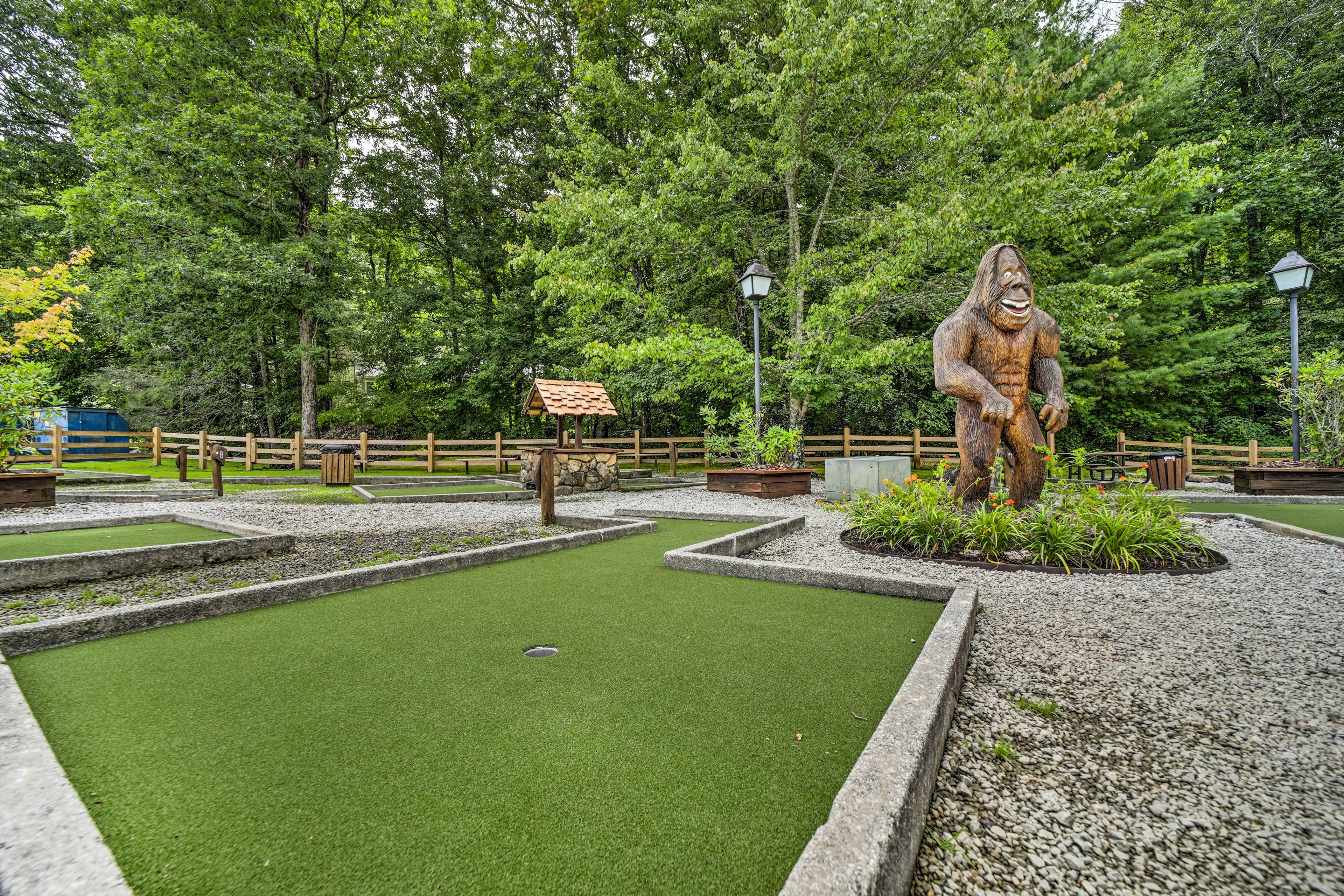 Sapphire Valley Resort Community Mini-Golf