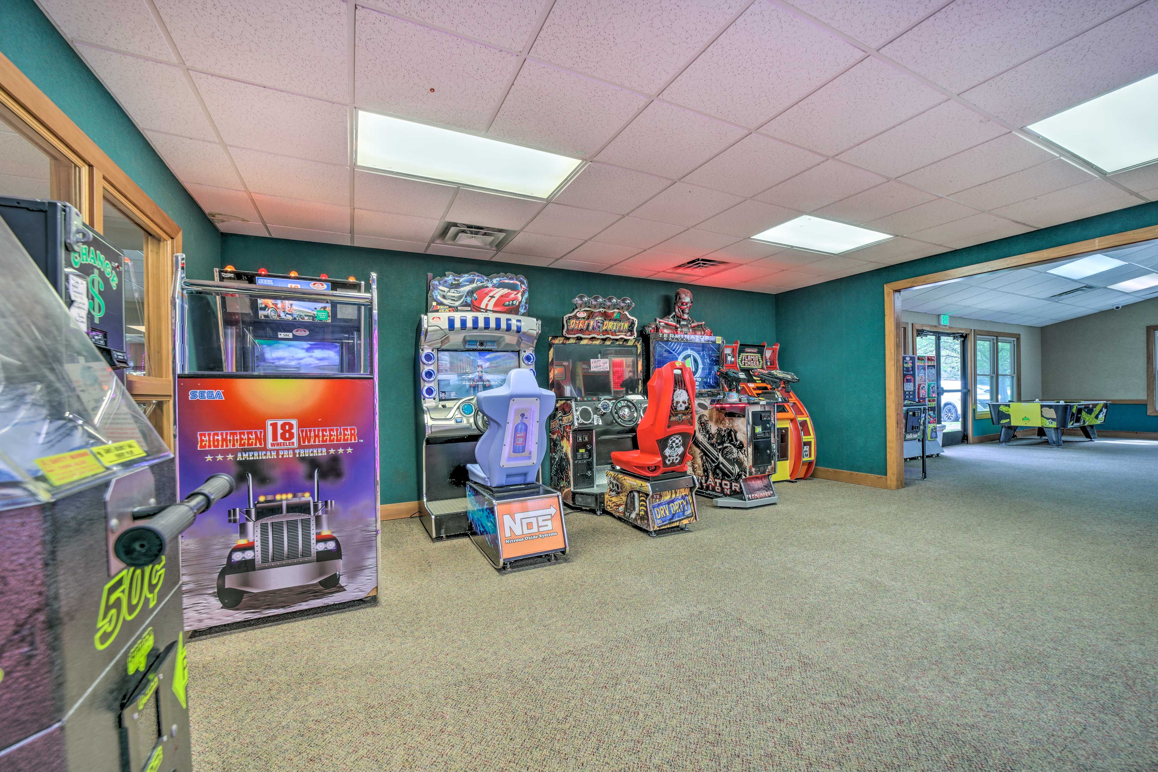 Sapphire Valley Resort Community Arcade & Game Room