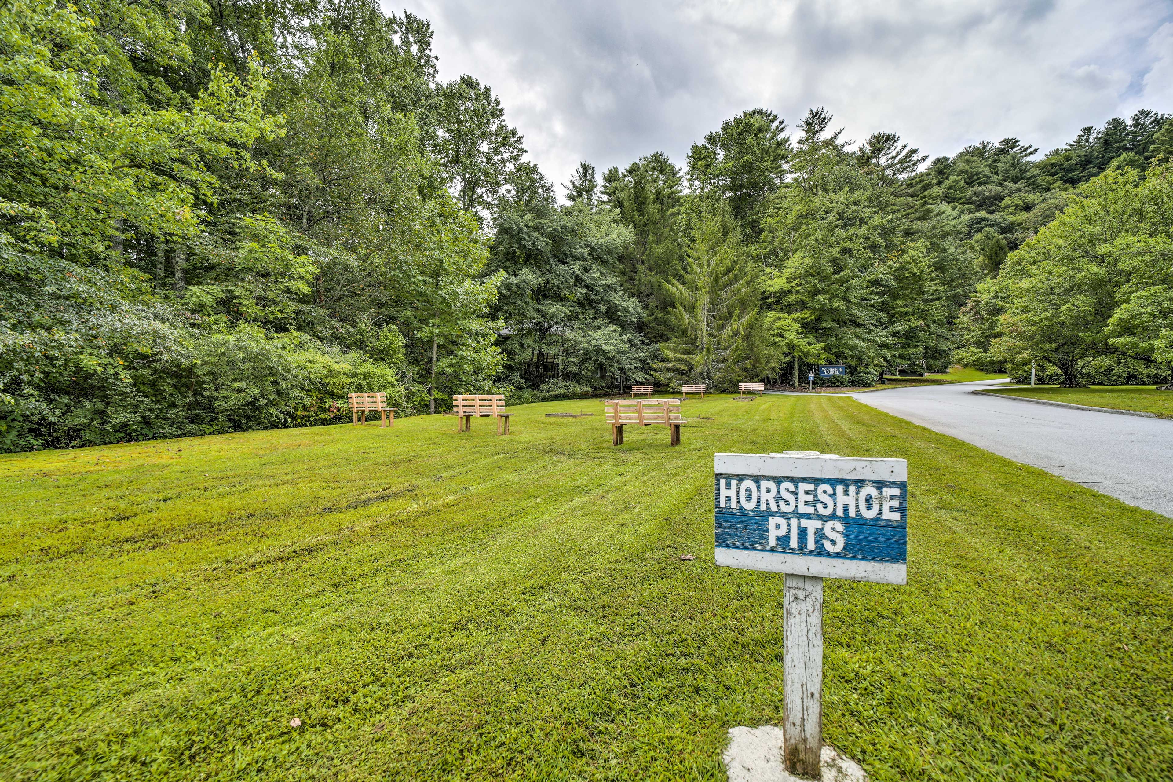 Sapphire Valley Resort Community Horseshoes