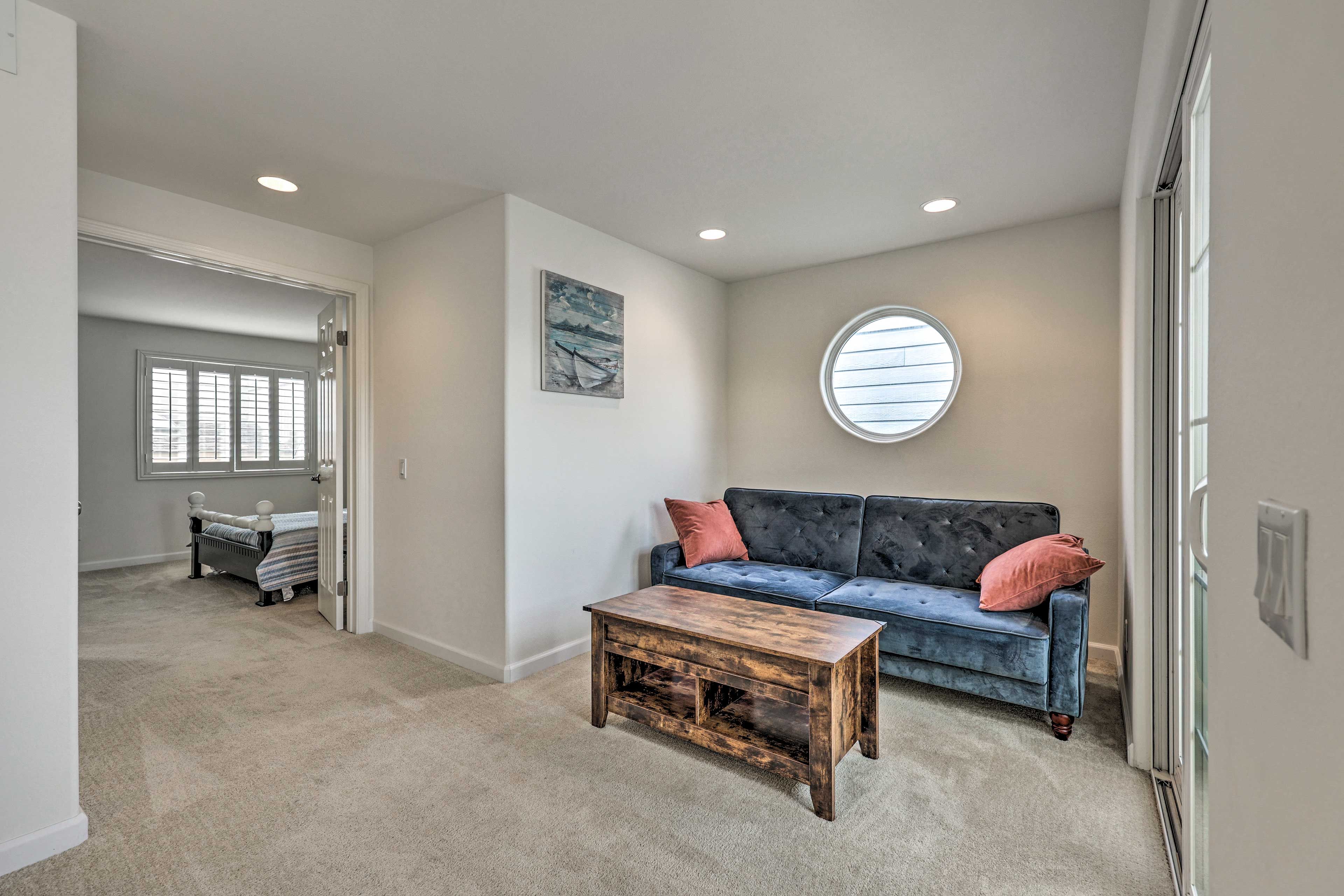 Sitting Area | 3rd Floor