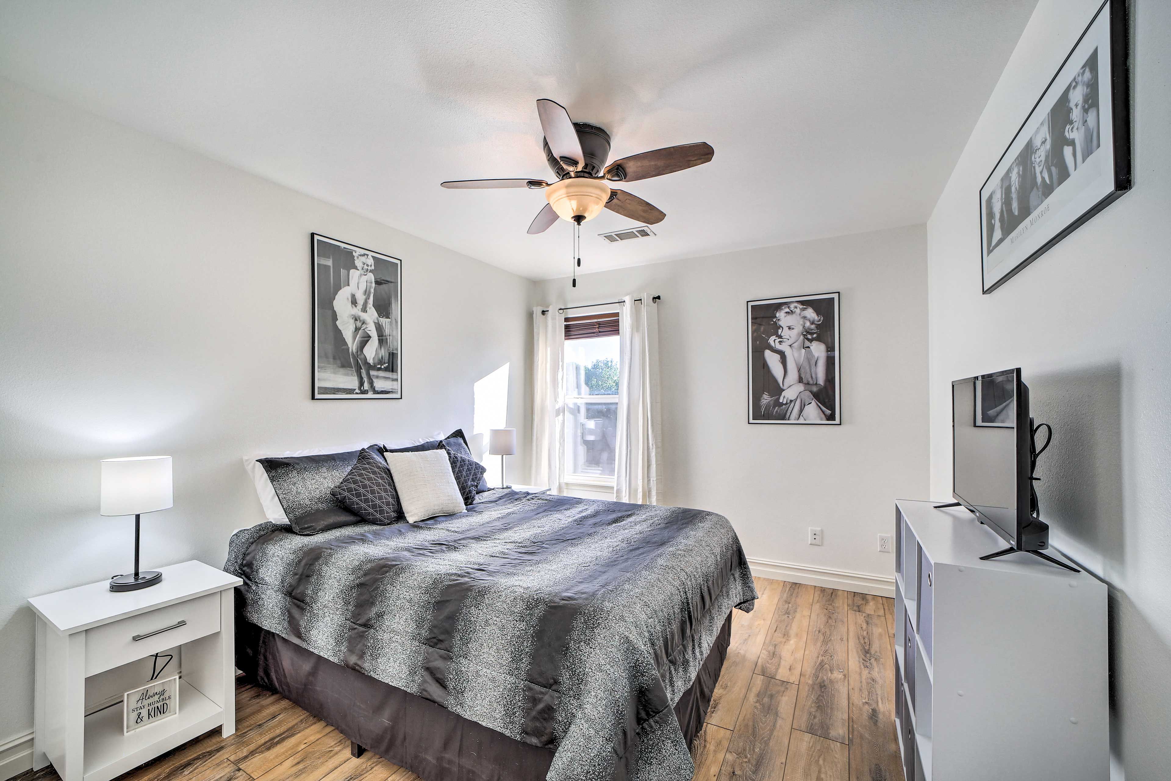 Bedroom 2 | Queen Bed