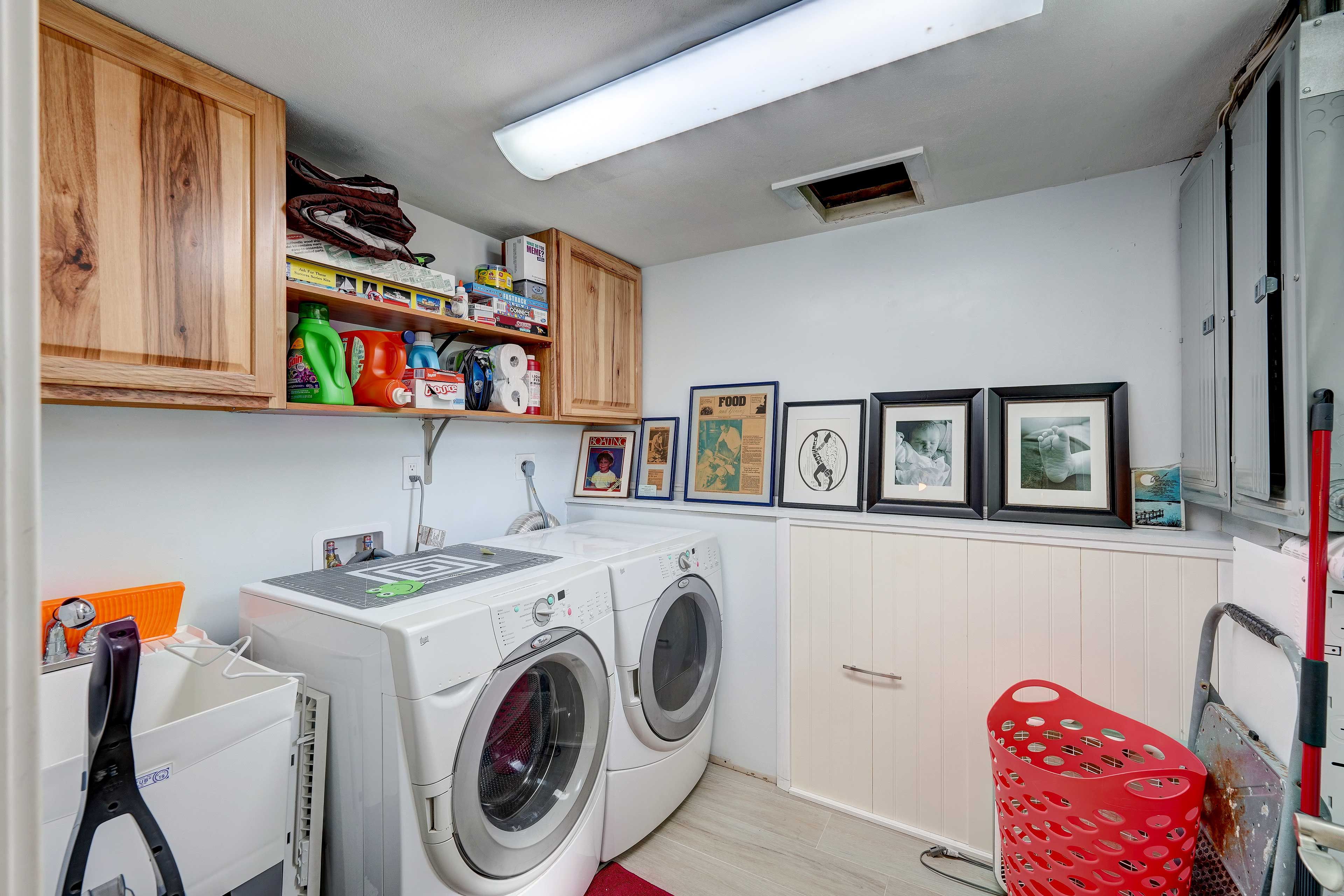 Laundry Area | Washer/Dryer | Laundry Detergent
