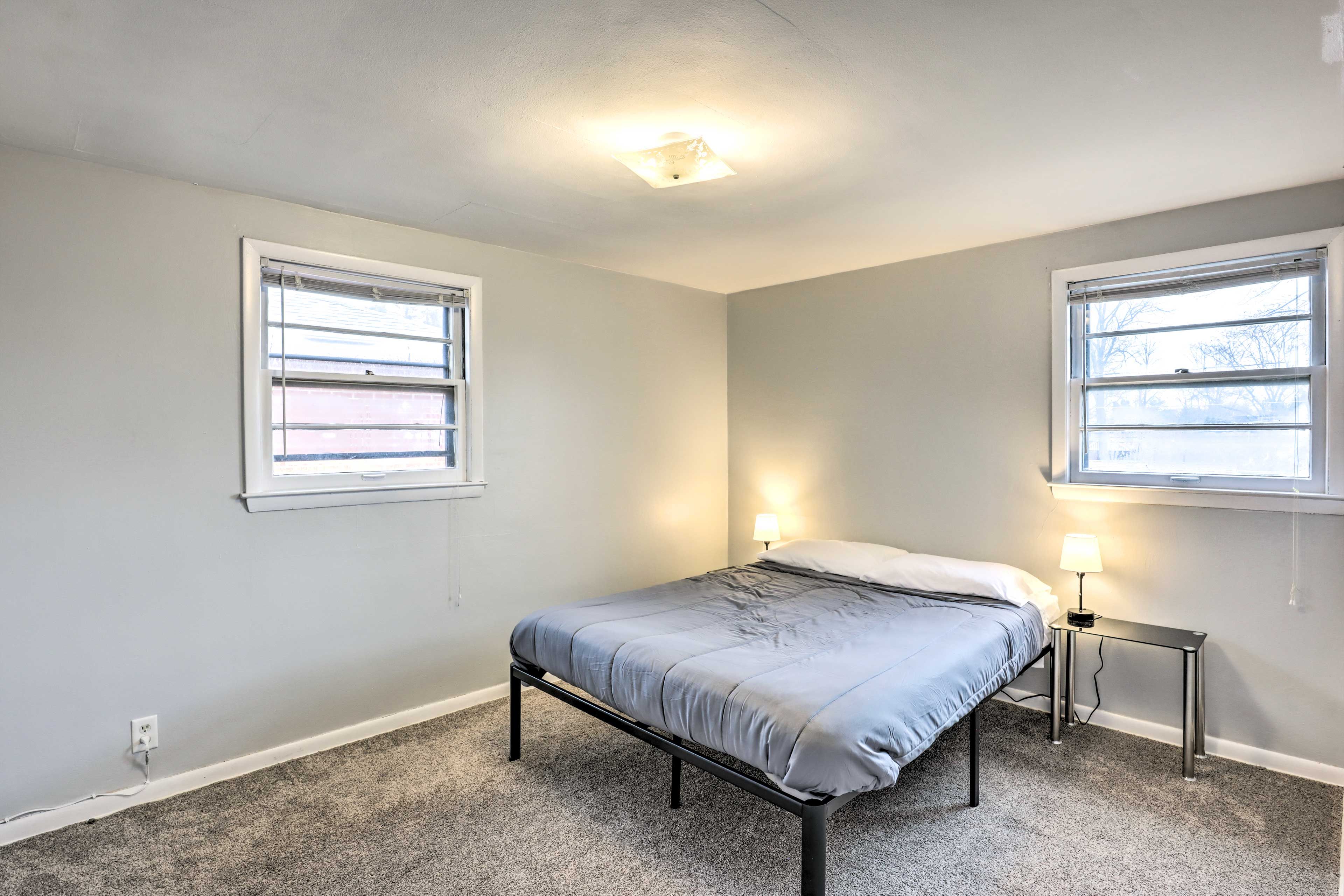 Bedroom 1 | Queen Bed | Linens & Towels Provided