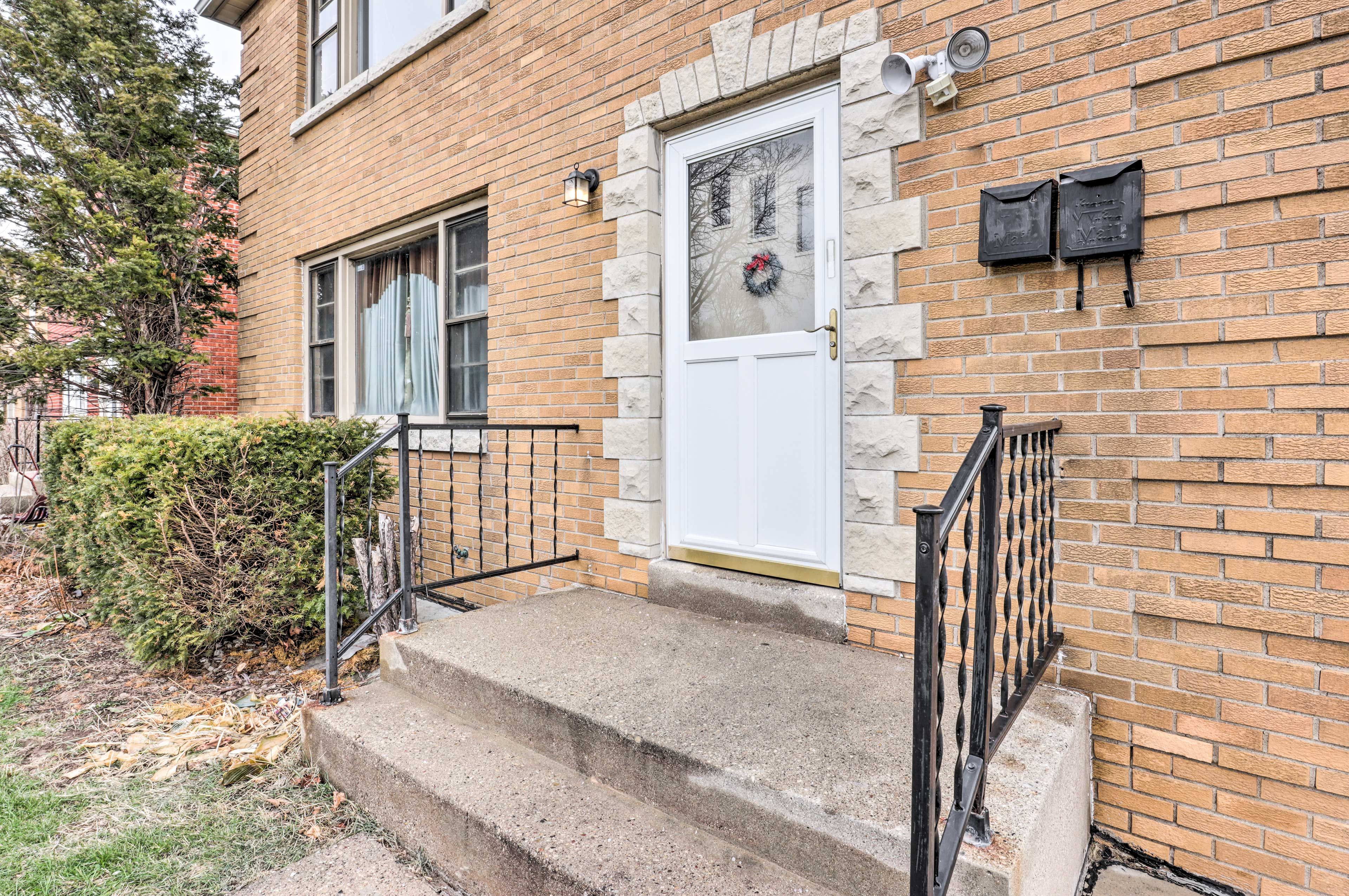 Exterior Entry