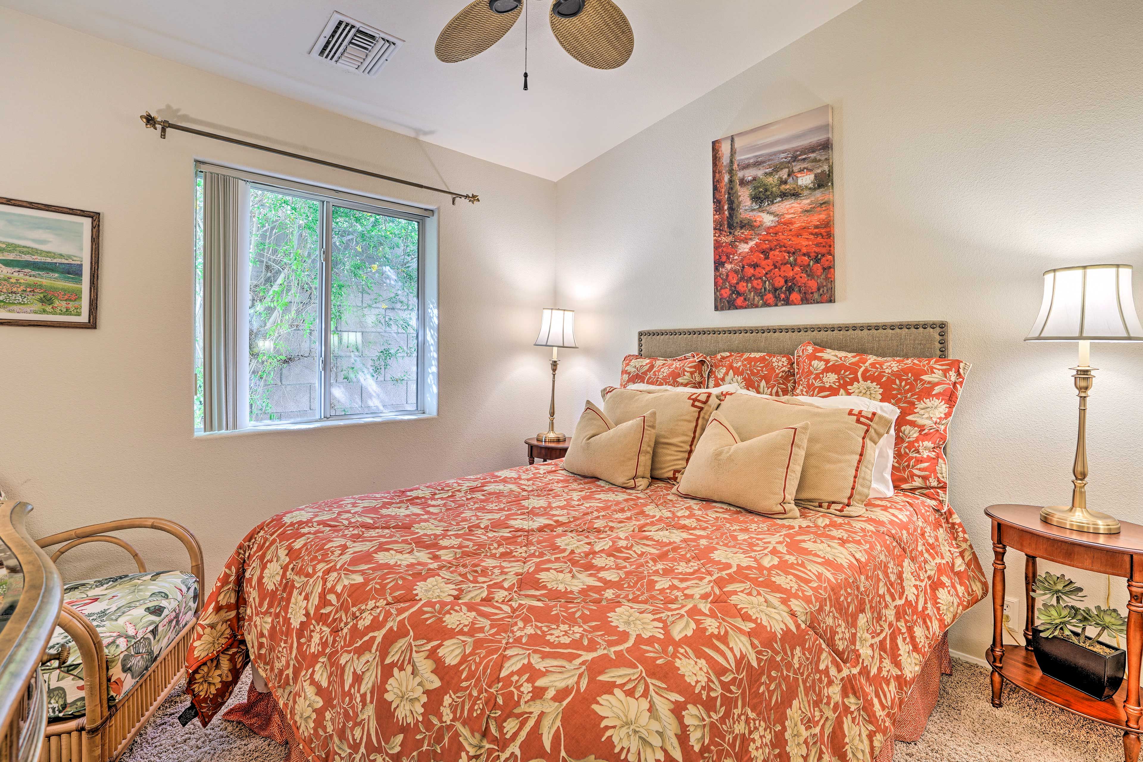 Bedroom 3 | Queen Bed | TV w/ Cable