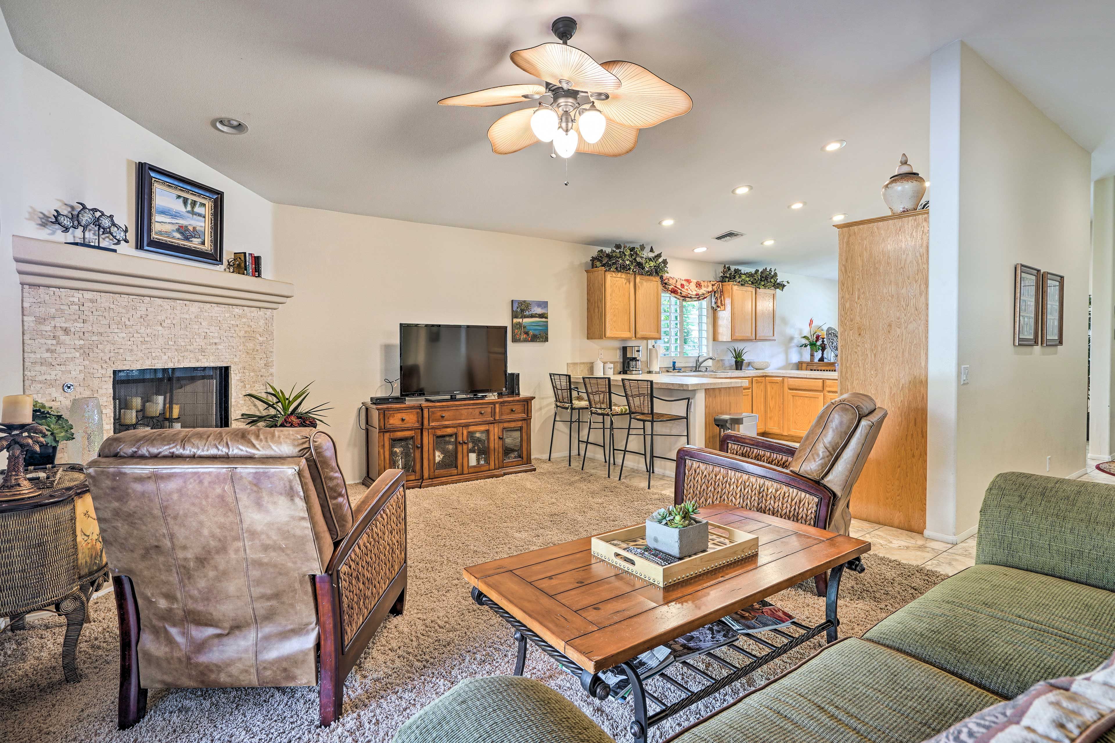 Living Room | Free WiFi | Central A/C | Washer & Dryer