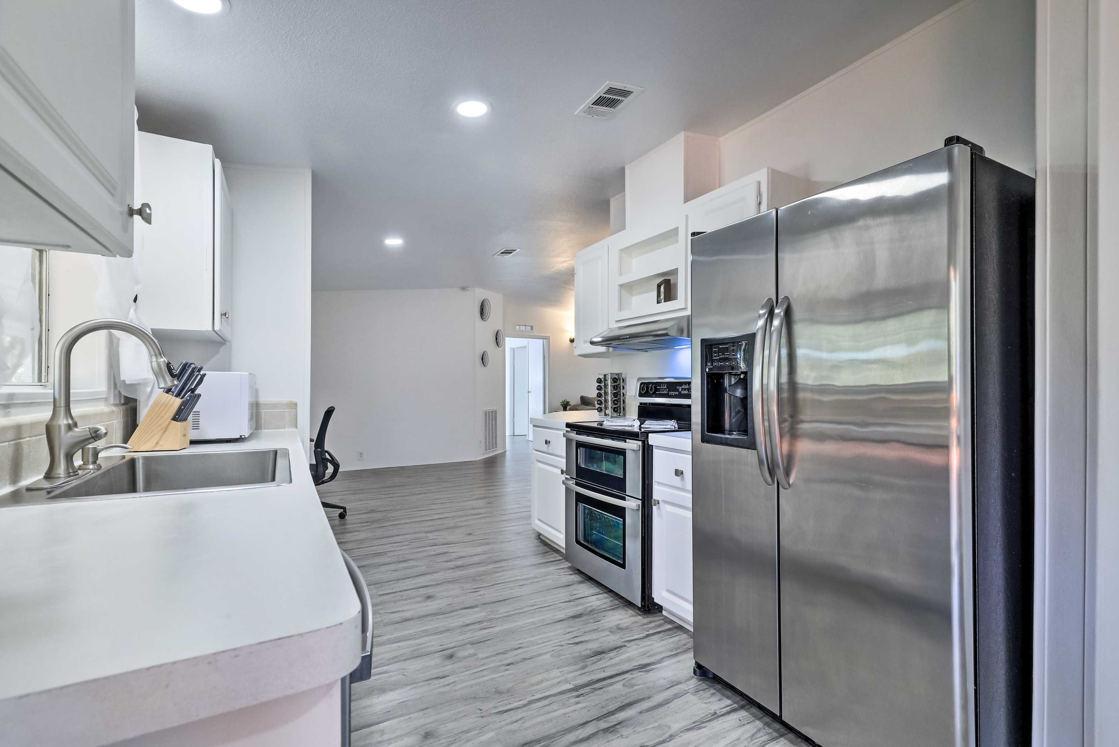 Kitchen | Coffee Maker | Dishwasher | Blender