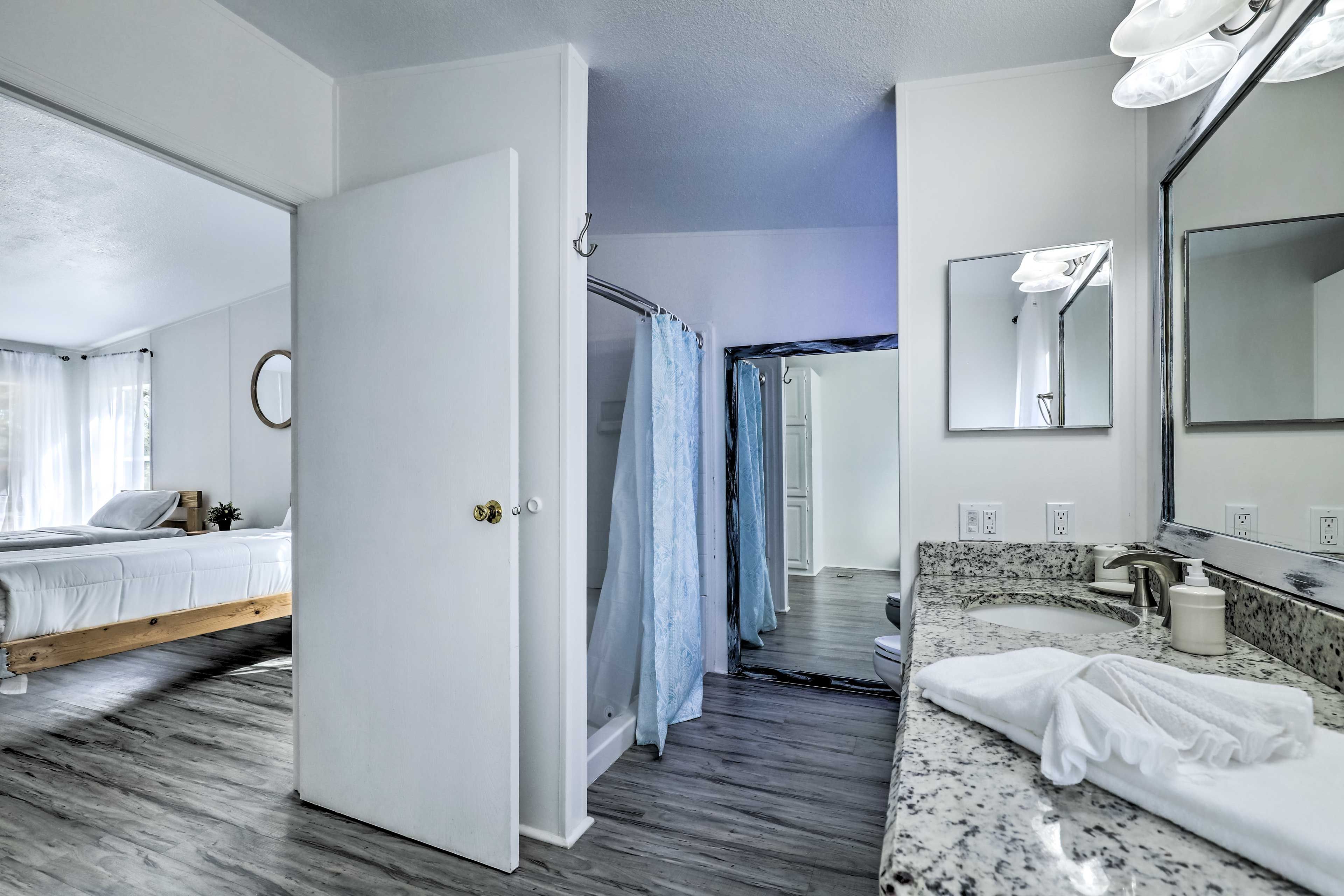 Full Bathroom