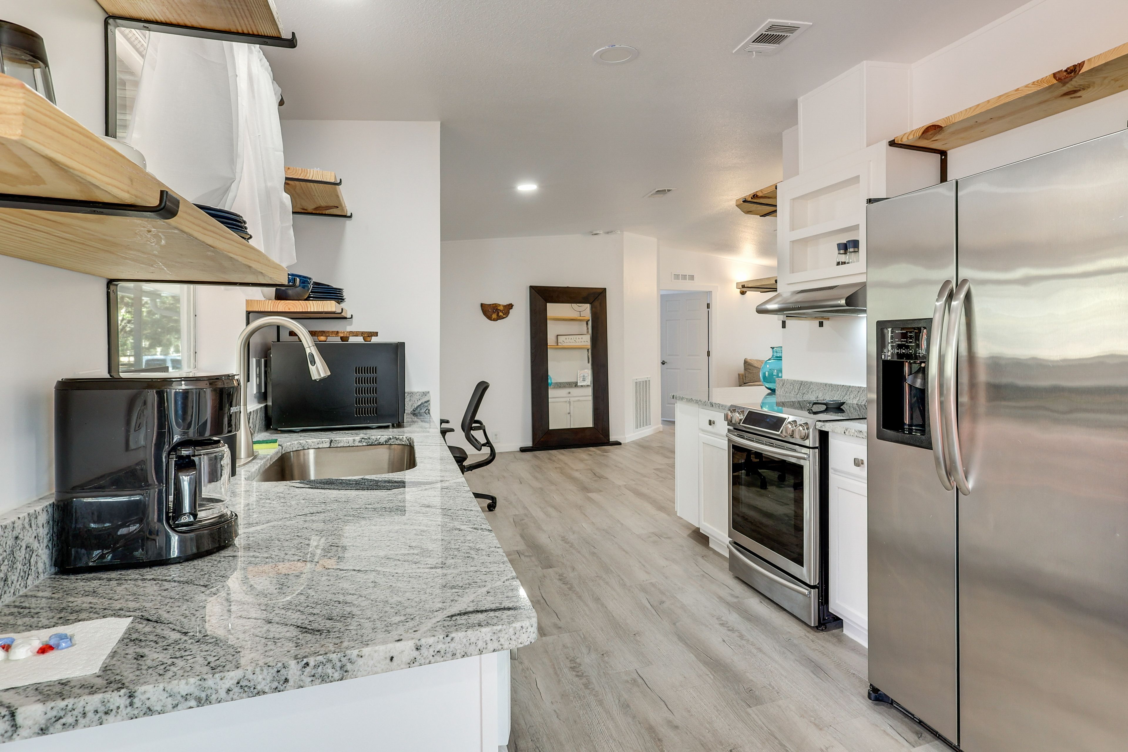 Kitchen | Coffee Maker | Dishwasher | Blender